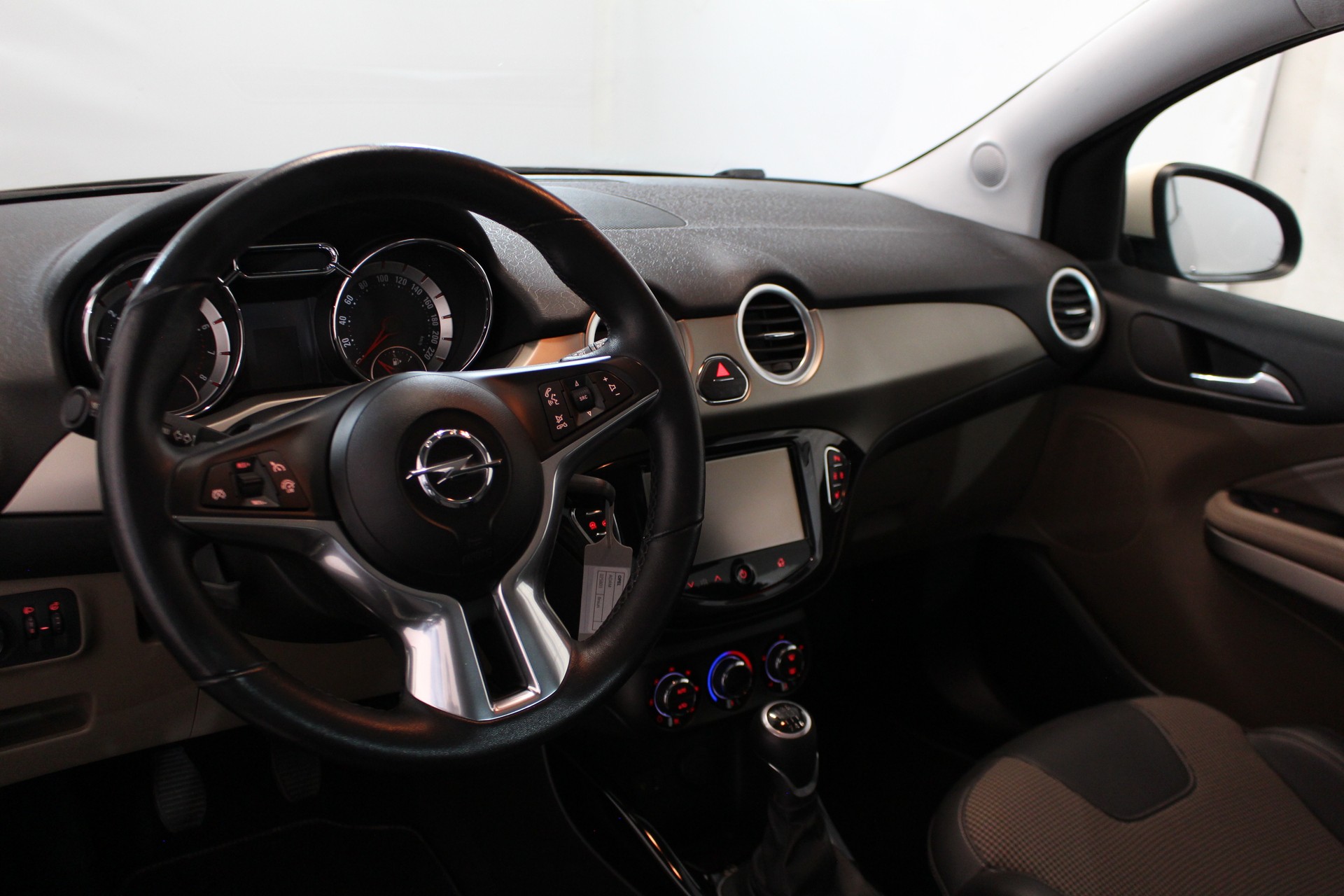 OPEL Adam 1.0i eFLEX Glam S/S-image-11
