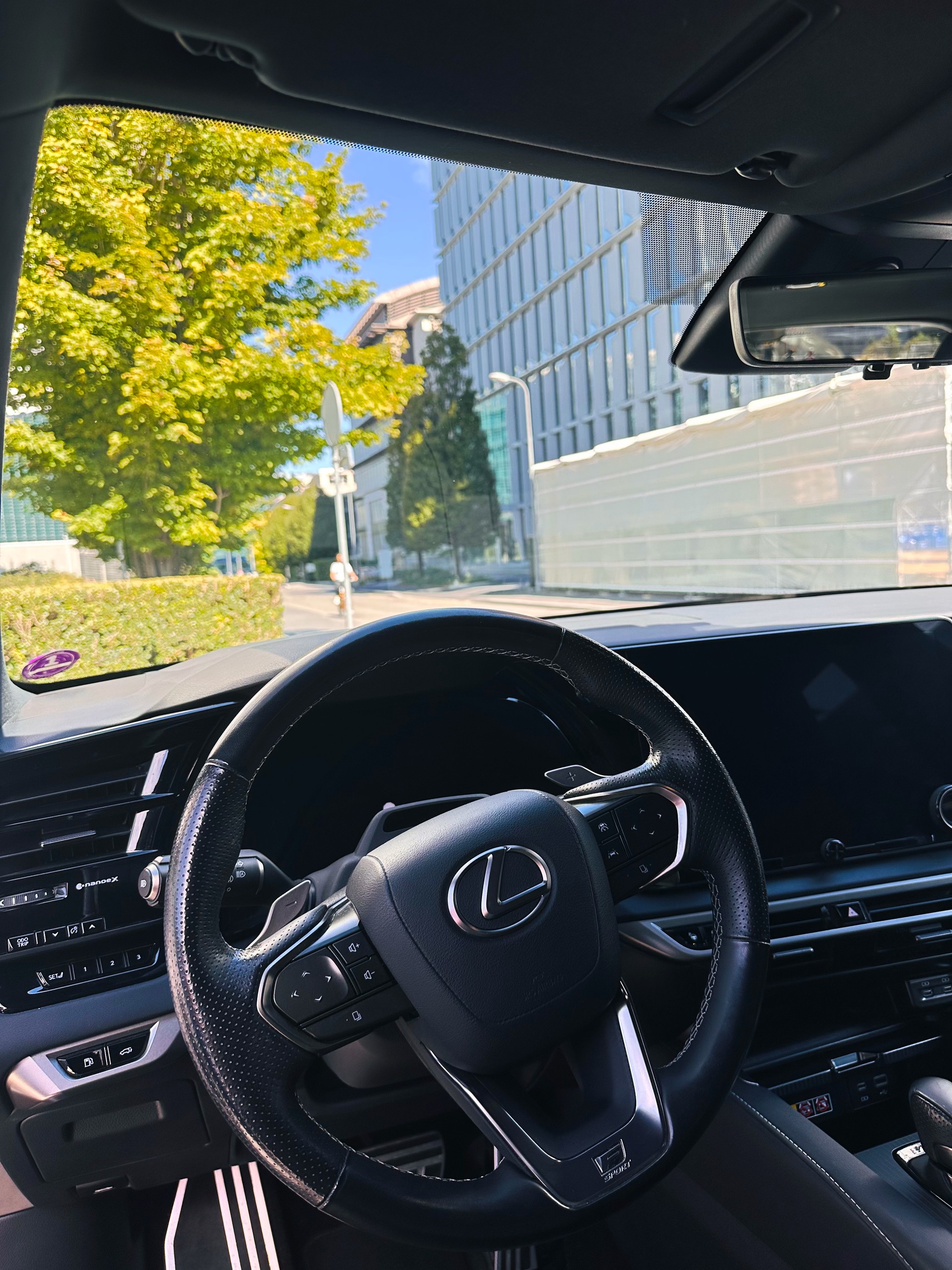 LEXUS 500h F-Sport-image-5