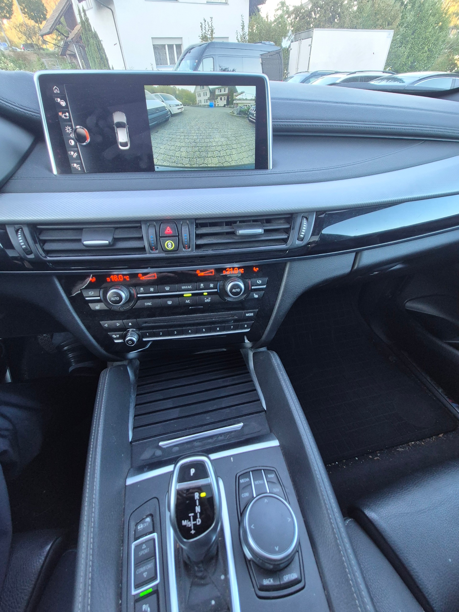 BMW X6 xDrive 40d Steptronic-image-13