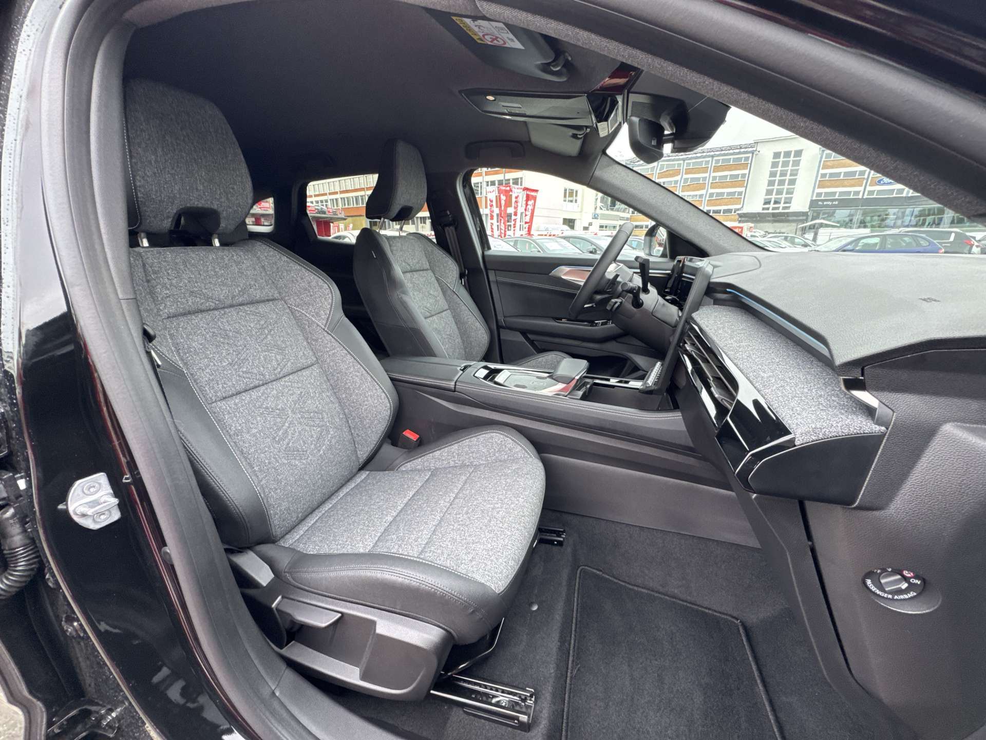 RENAULT Austral 1.3 MHEV 160 Techno Automat-image-12
