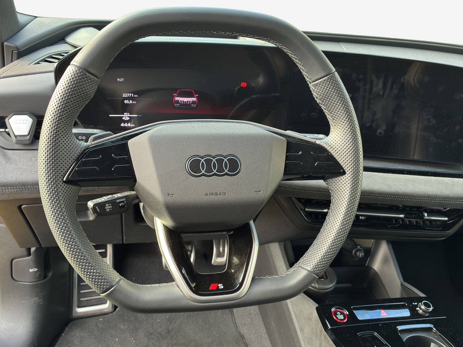 AUDI SQ6 e-tron quattro-image-9