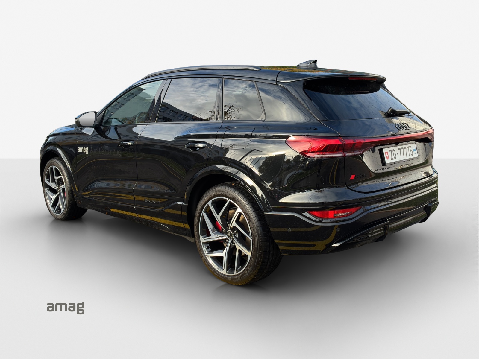 AUDI SQ6 e-tron quattro-image-2