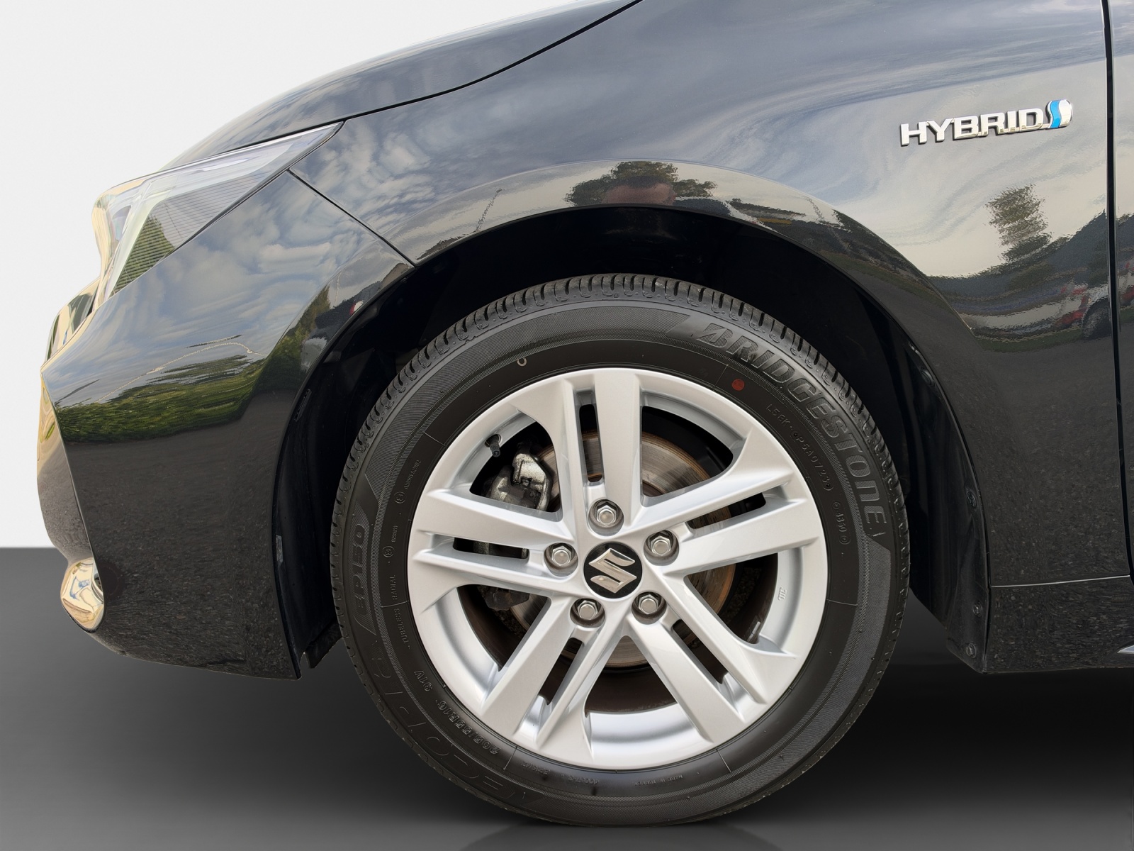 SUZUKI Swace 1.8/98 Compact Top Hybrid-image-8