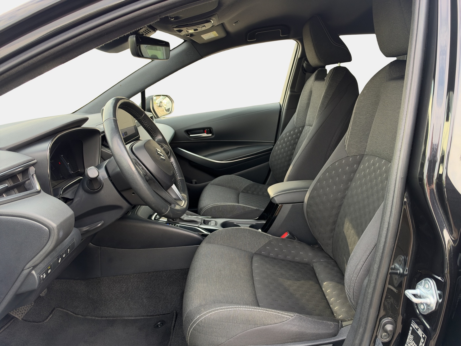 SUZUKI Swace 1.8/98 Compact Top Hybrid-image-9