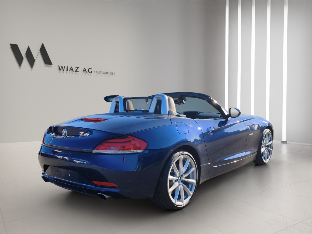 BMW Z4 35i sDrive DK Roadster-image-12