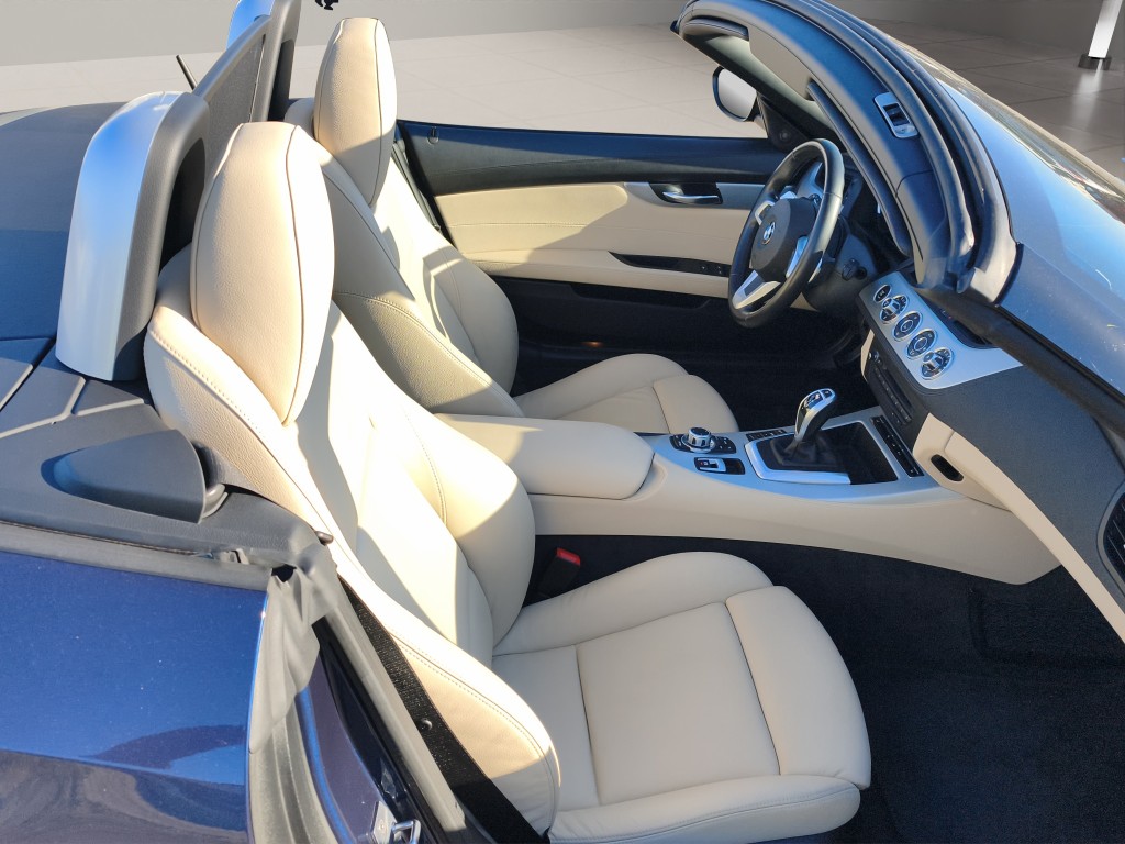BMW Z4 35i sDrive DK Roadster-image-6