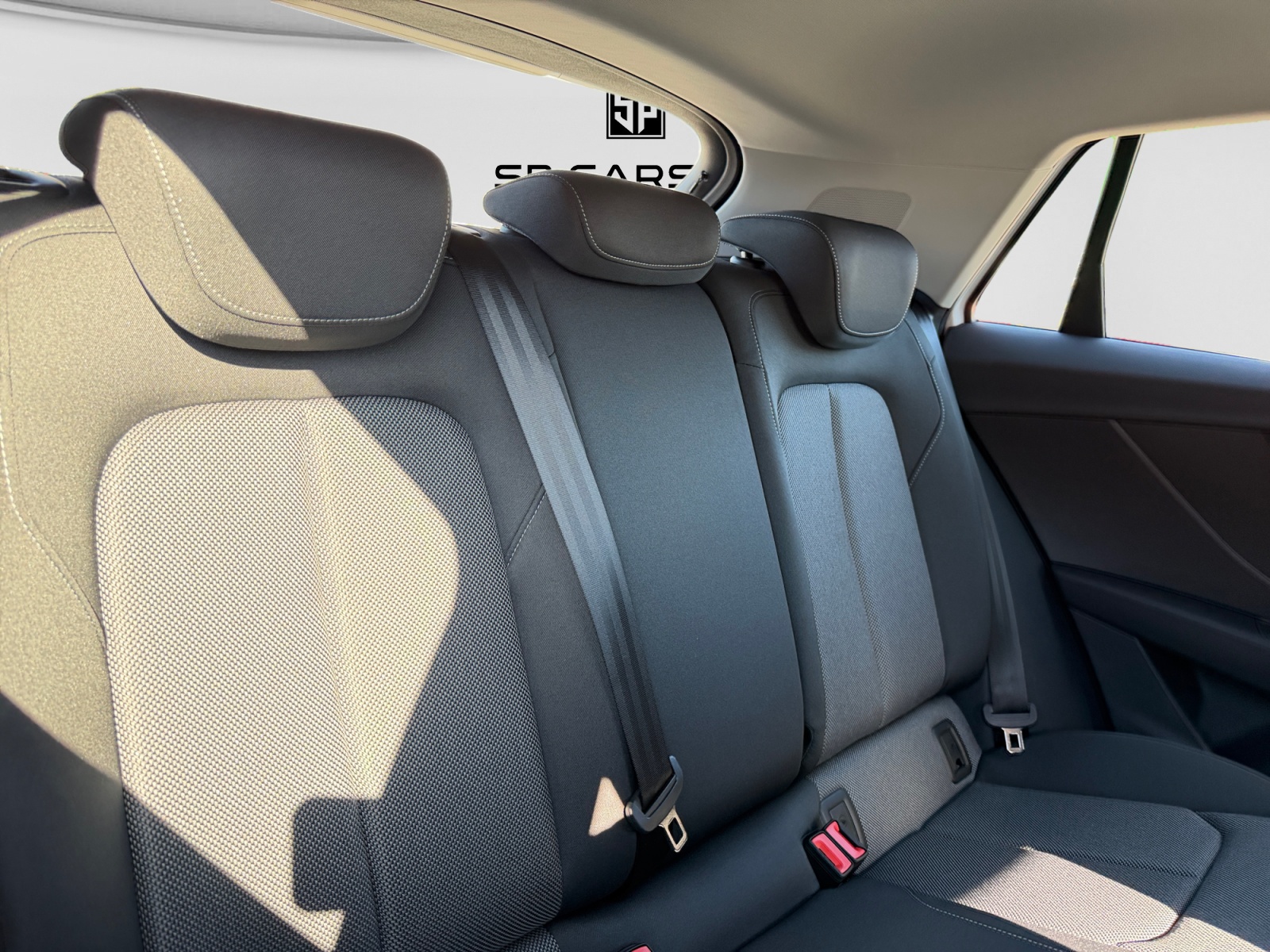 AUDI Q2 35 TFSI S line S-tronic-image-17