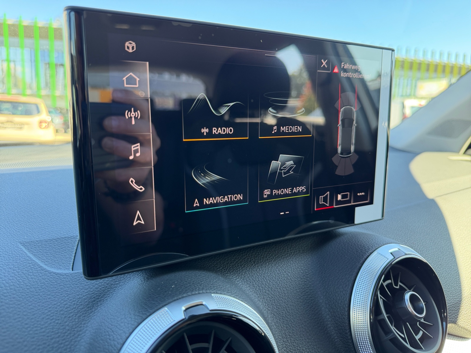 AUDI Q2 35 TFSI S line S-tronic-image-20