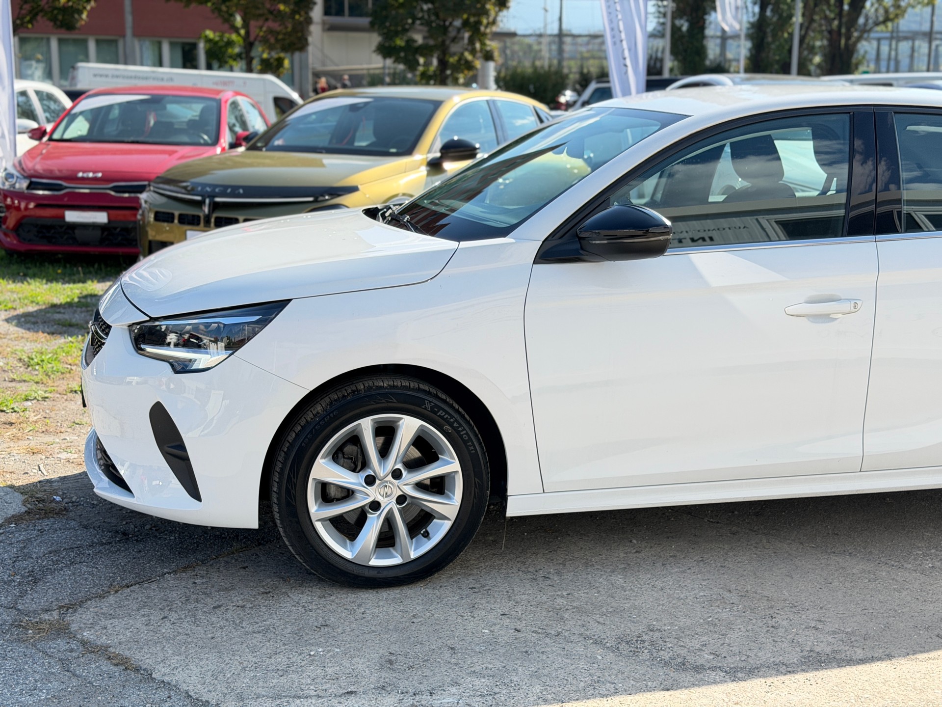OPEL Corsa 1.2 TP Elegance-image-3