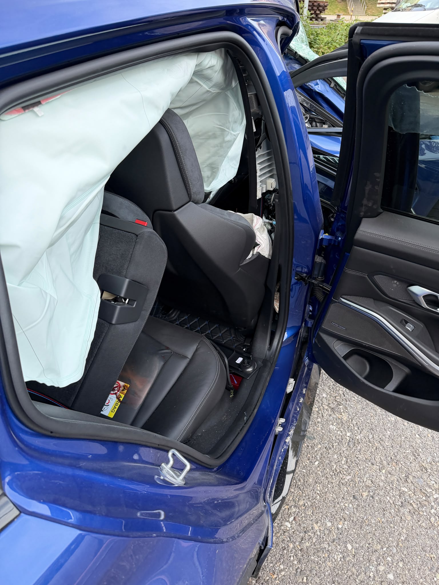 BMW M3 Touring xDrive Competition M-image-11