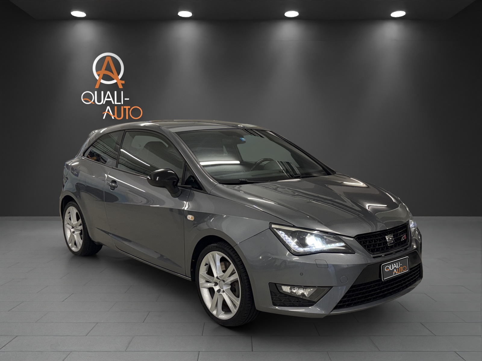 SEAT Ibiza SC 1.8 TSI Cupra-image-0
