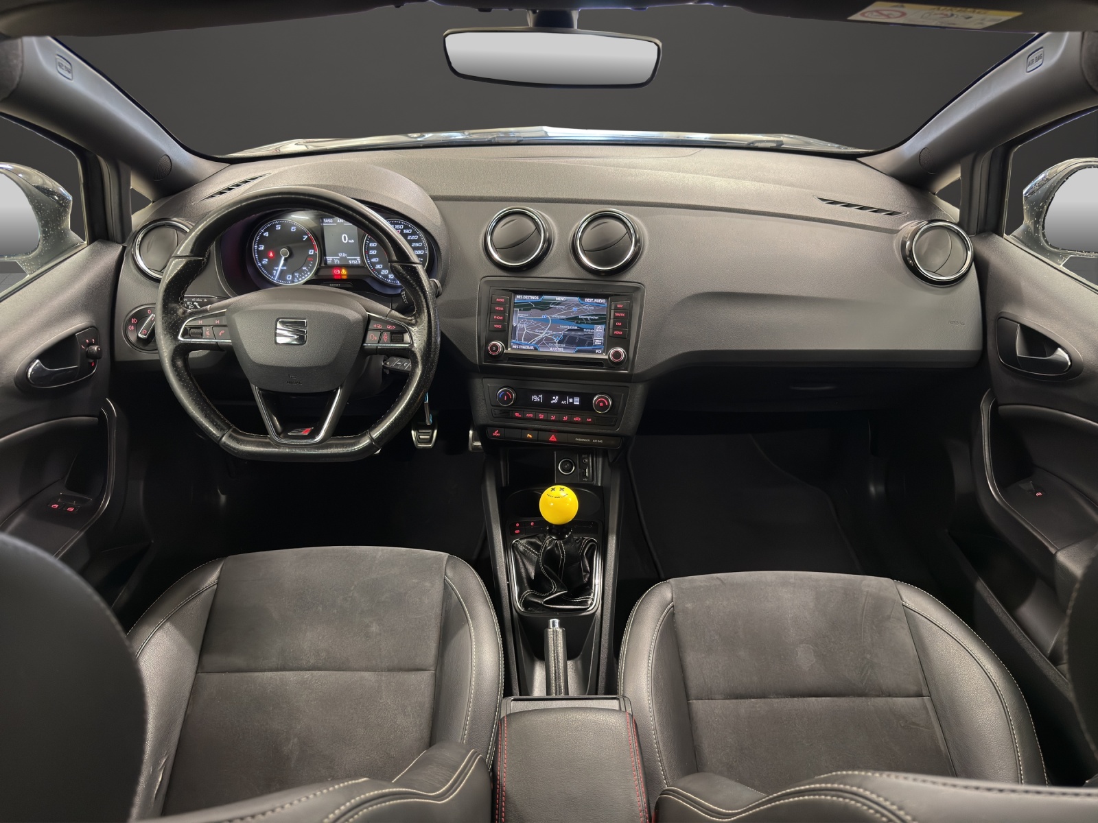 SEAT Ibiza SC 1.8 TSI Cupra-image-8