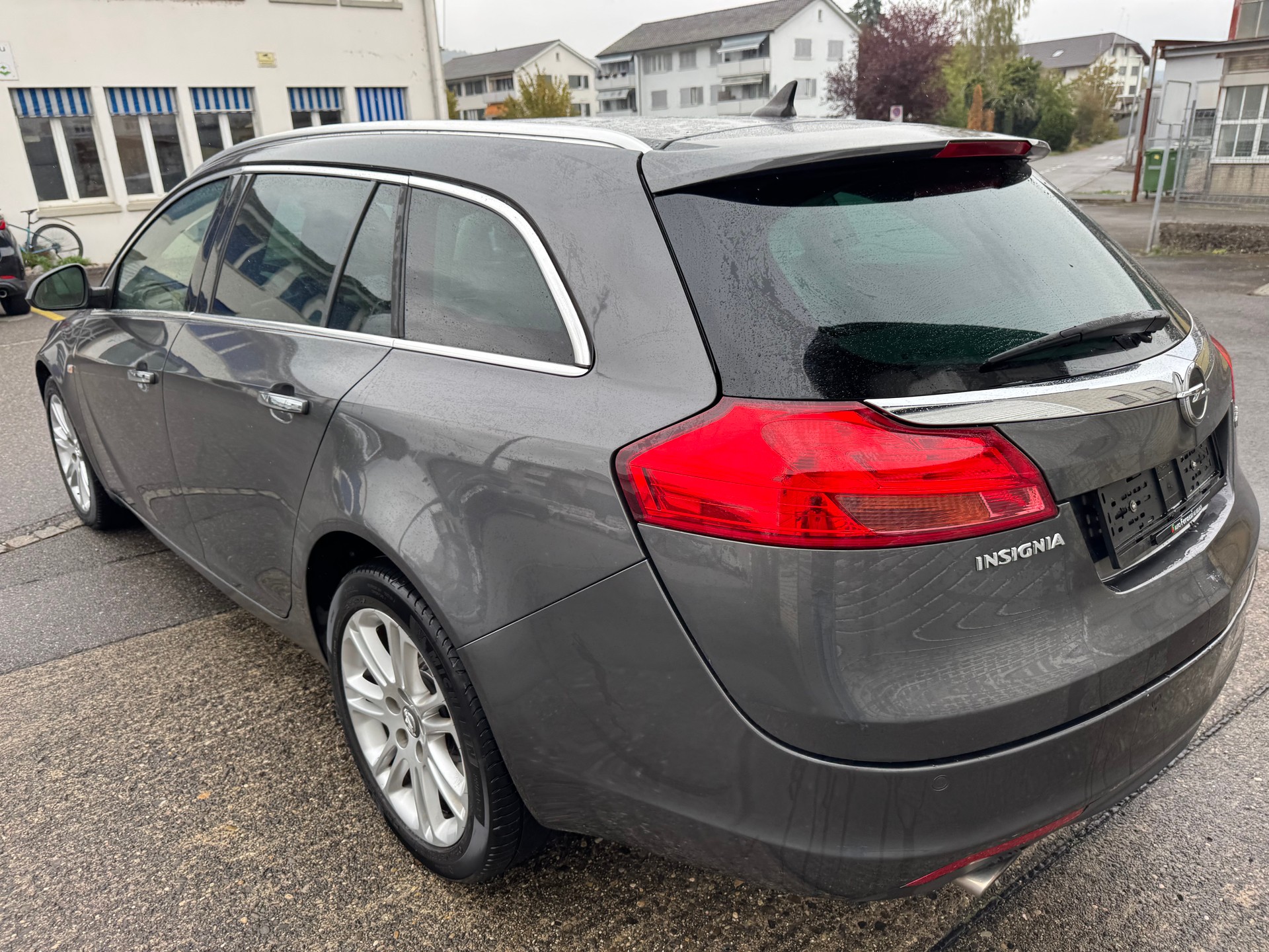 OPEL Insignia Sports Tourer 1.6 Turbo Cosmo-image-6