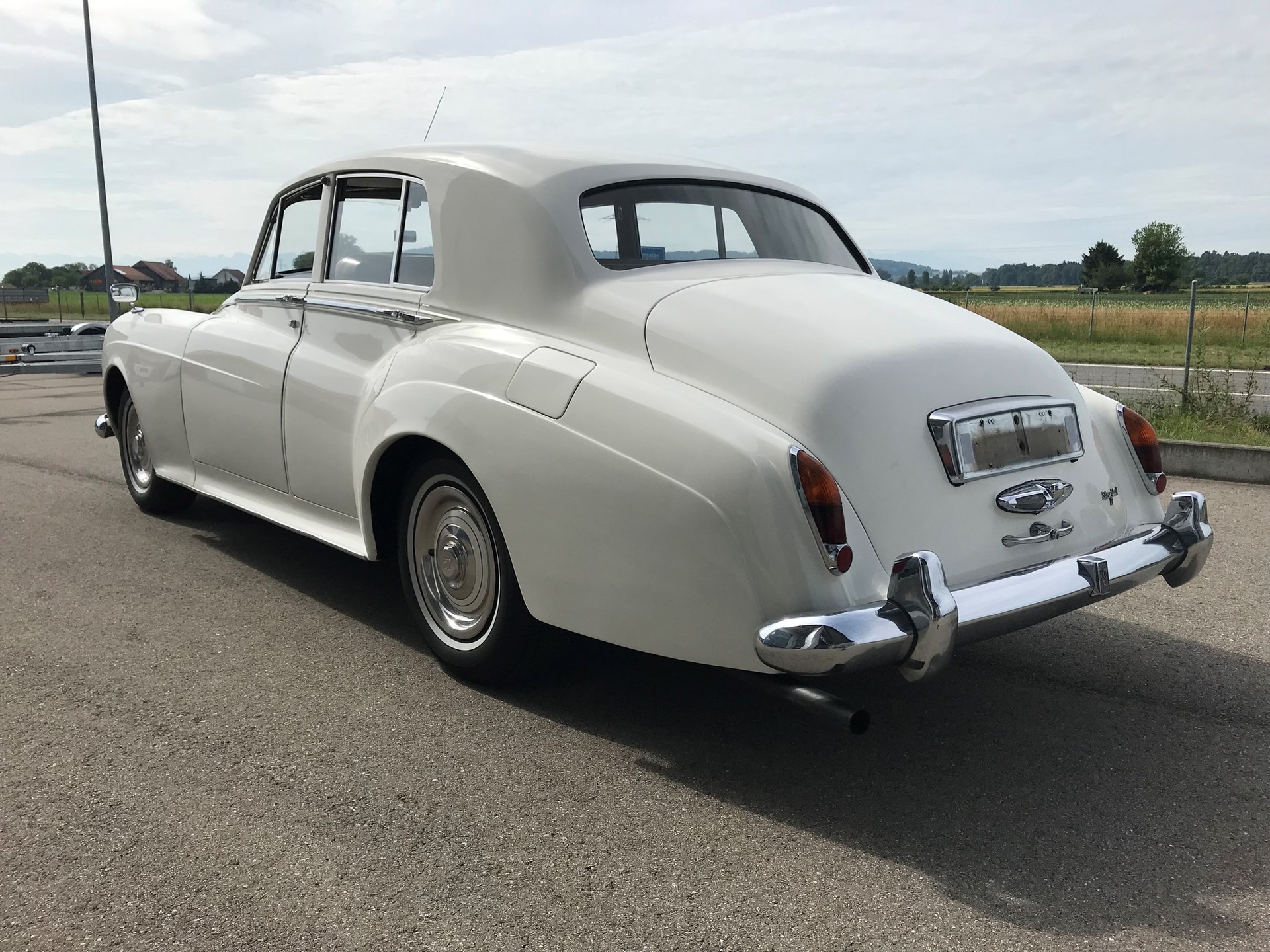 ROLLS-ROYCE Silver Cloud 3-image-2