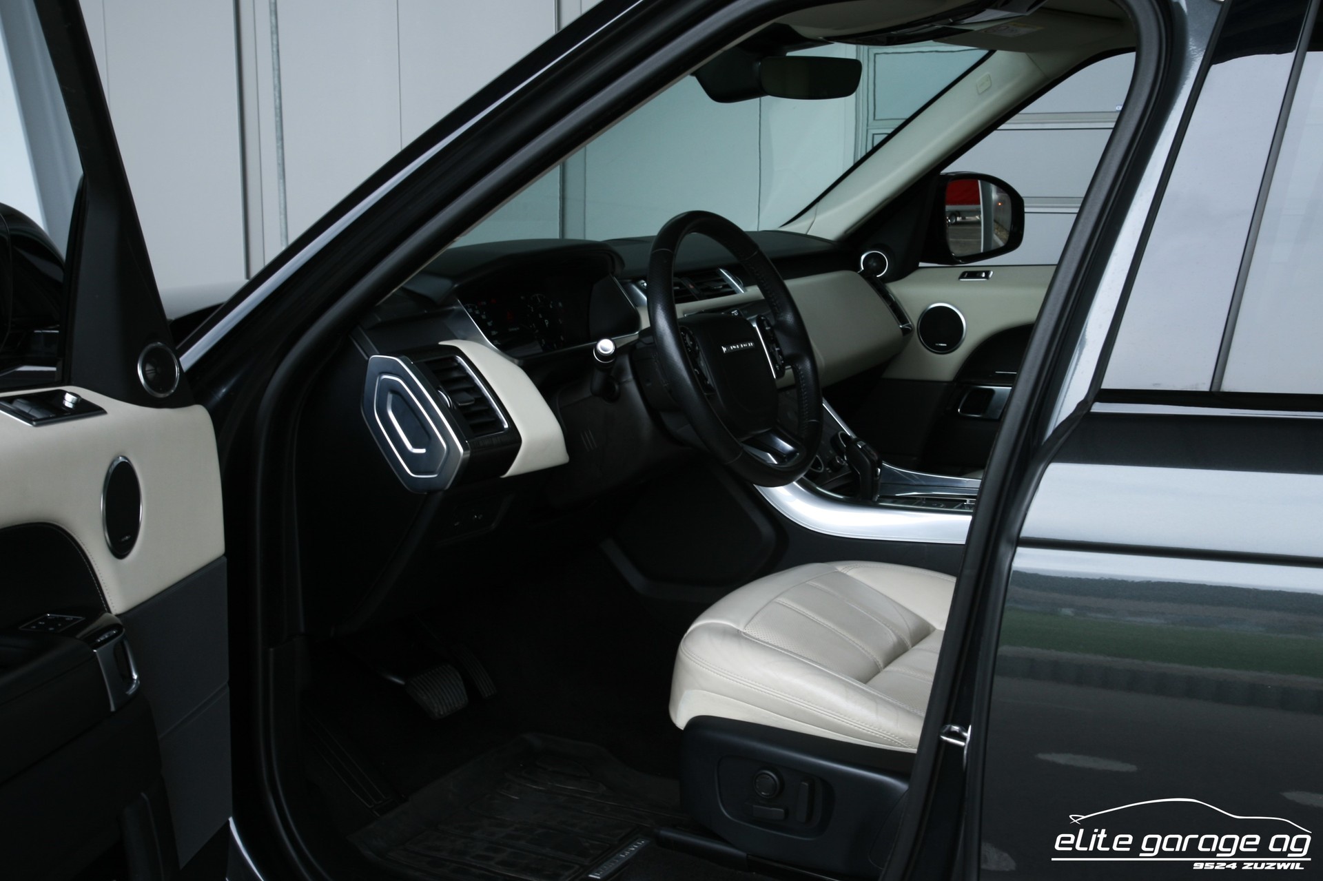 LAND ROVER Range Rover Sport 3.0 SDV6 HSE Dynamic Automatic-image-13