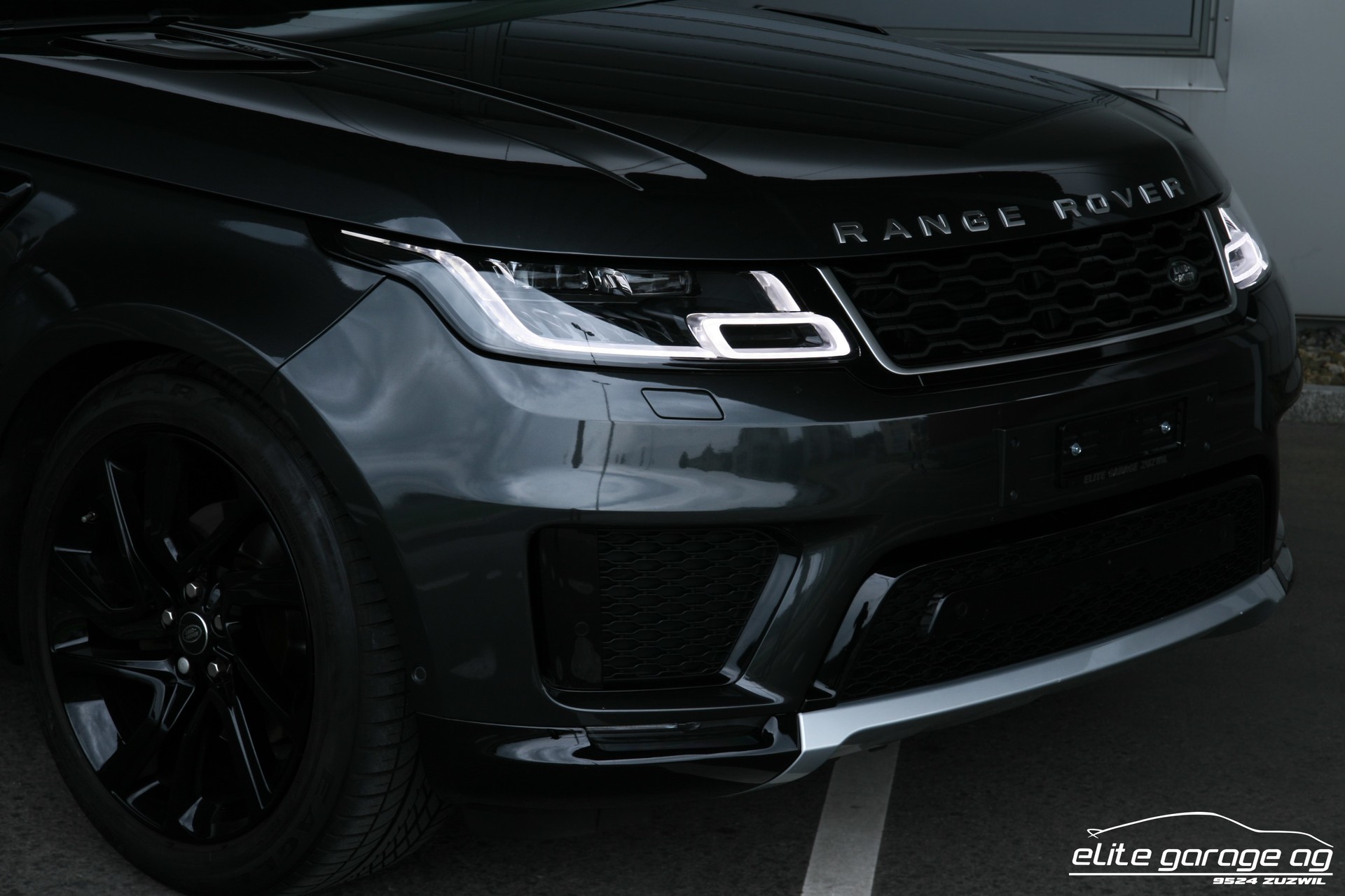 LAND ROVER Range Rover Sport 3.0 SDV6 HSE Dynamic Automatic-image-8