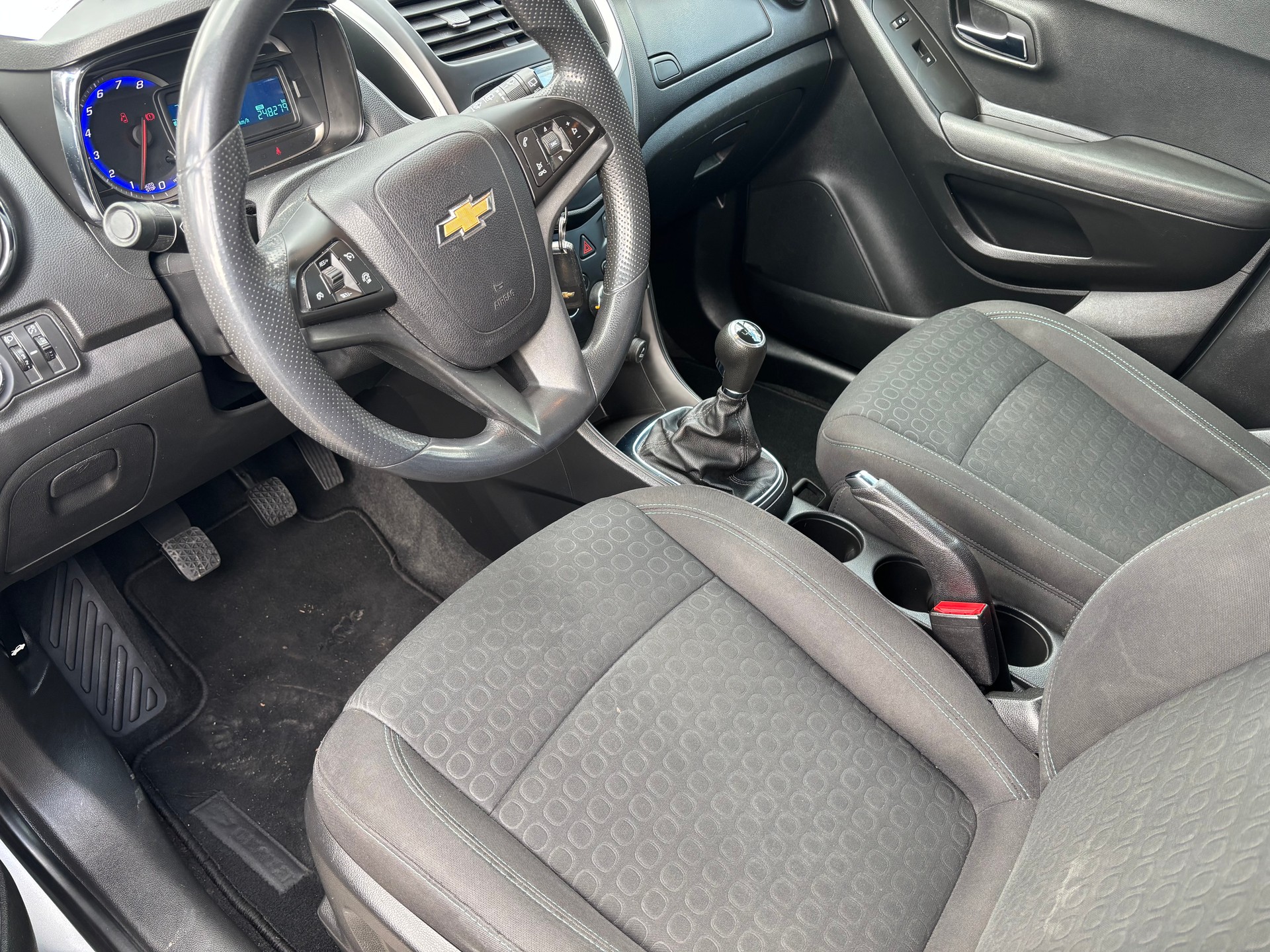 CHEVROLET Trax 1.4 T LS 4WD-image-8