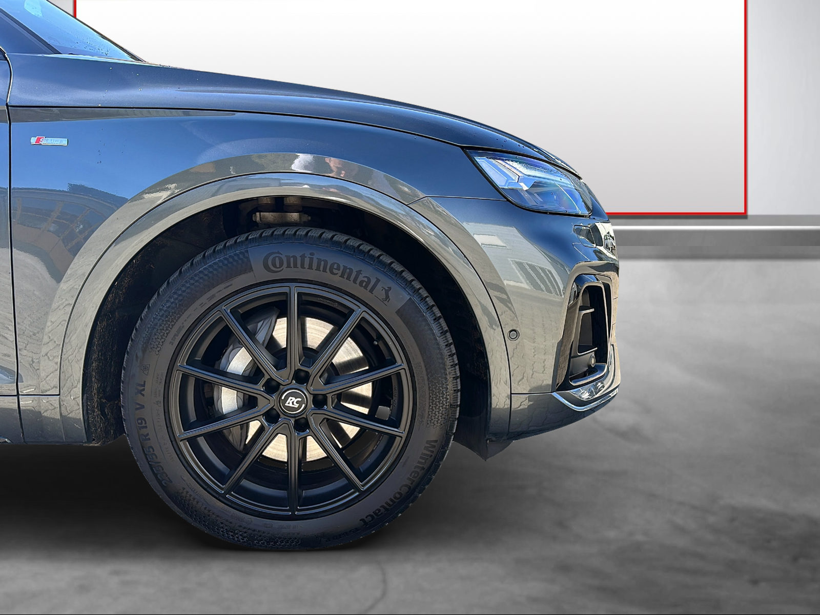 AUDI Q5 55 TFSI e PHEV S line quattro S-tronic-image-14