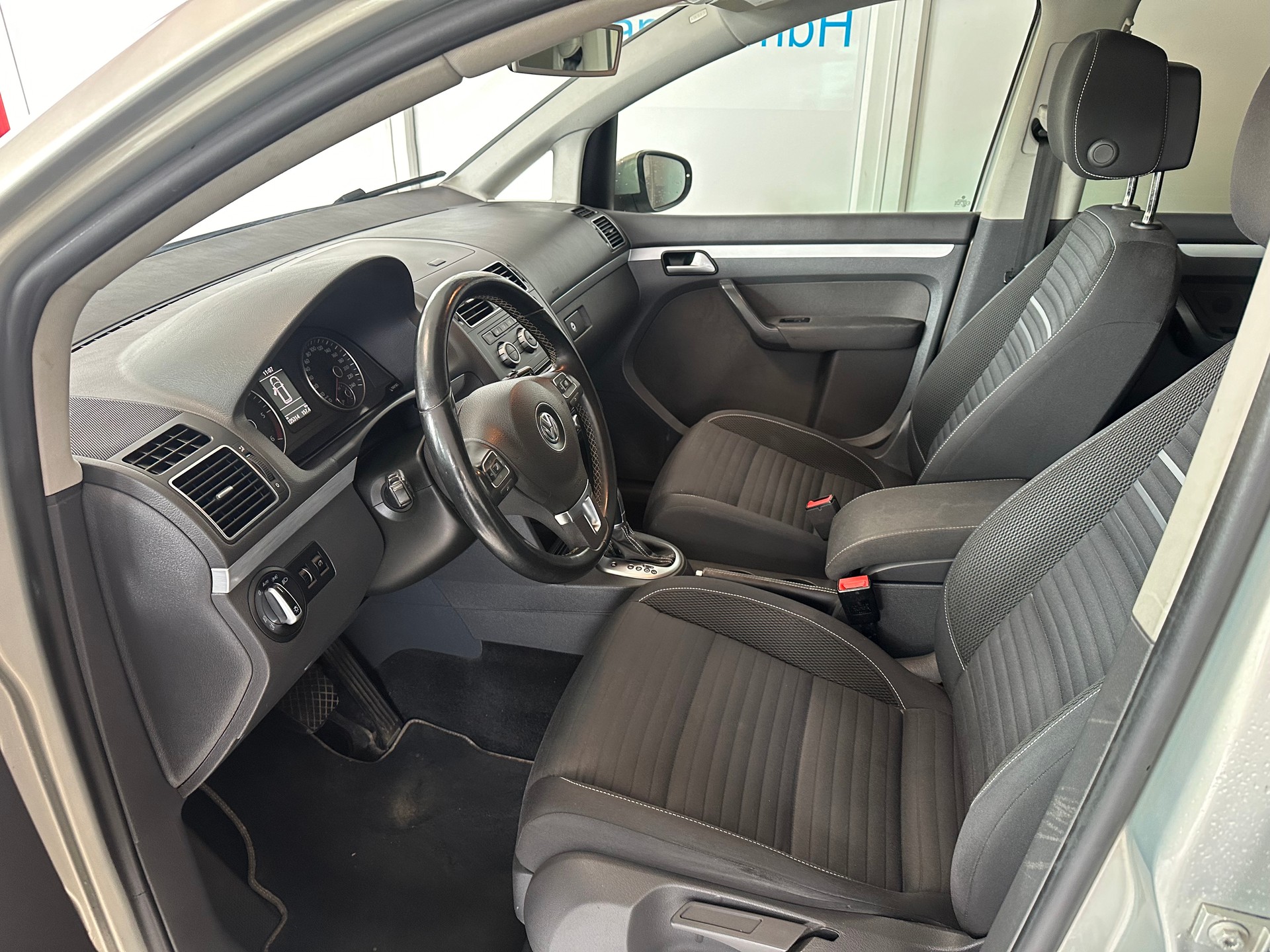 VW Touran 2.0 TDI BlueMotion Technology Comfortline-image-5