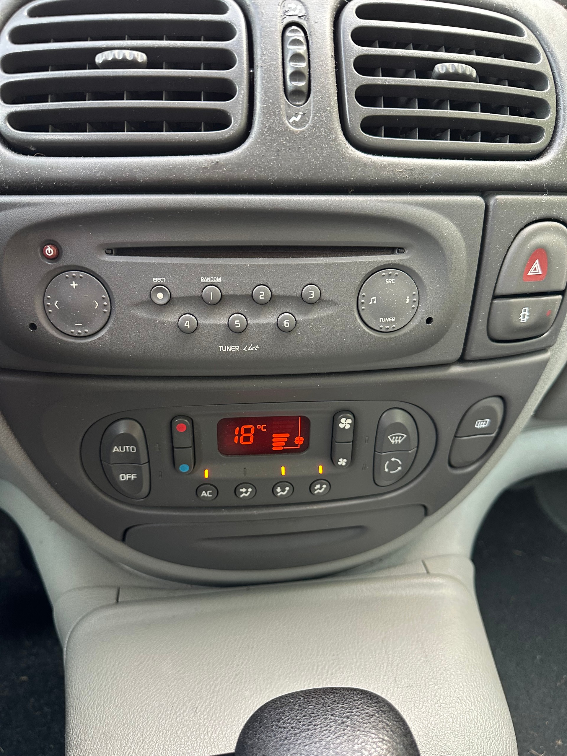 RENAULT Scénic 2.0 16V Privilège FIXPREIS-image-10