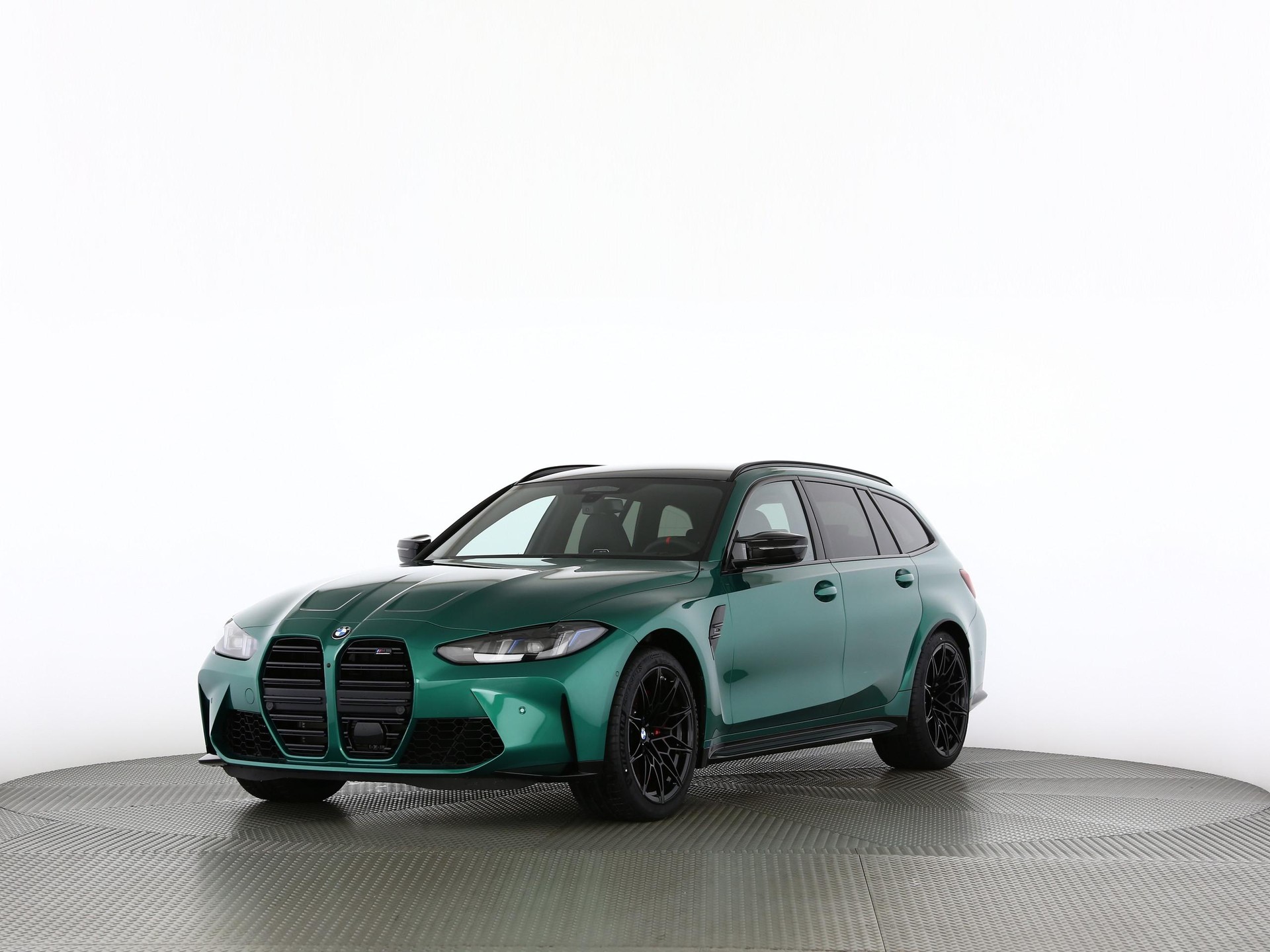 BMW M3 Competition xDrive Touring-image-7