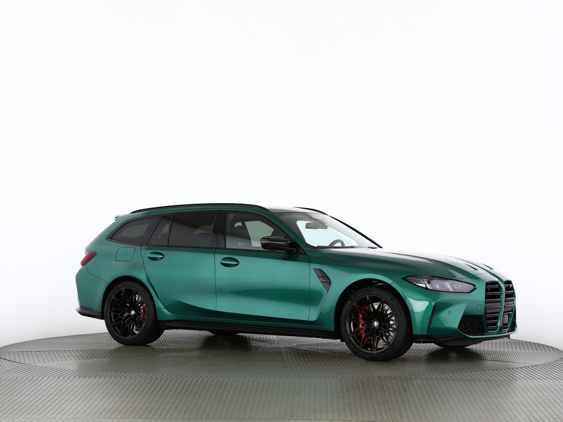 BMW M3 Competition xDrive Touring-image-25