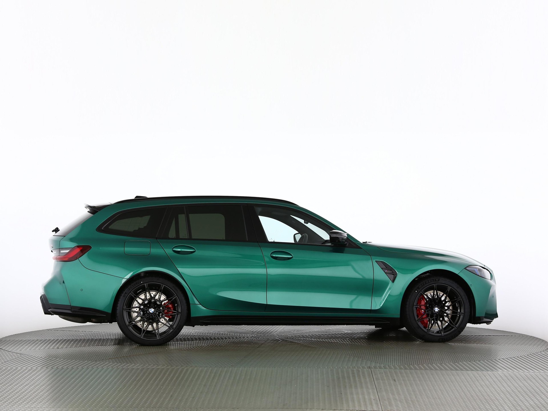 BMW M3 Competition xDrive Touring-image-22