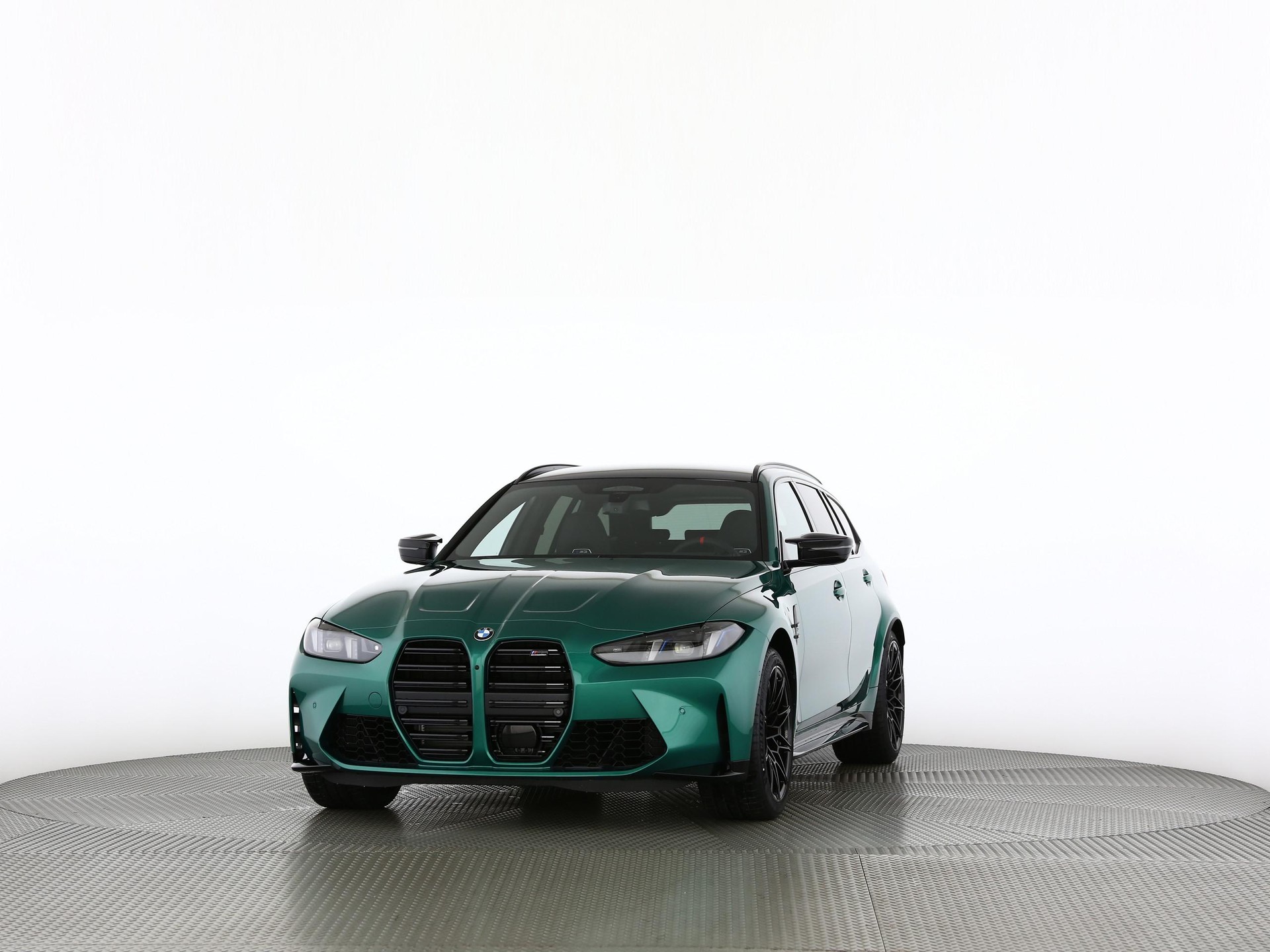 BMW M3 Competition xDrive Touring-image-6