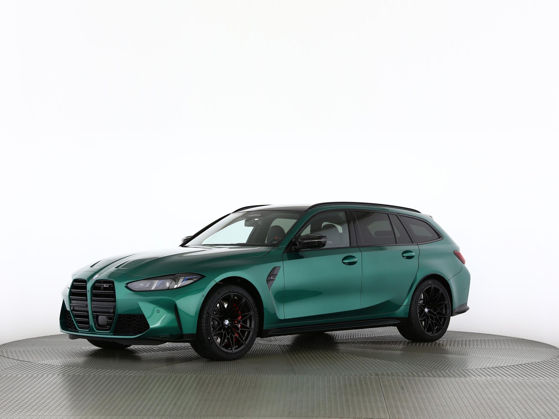 BMW M3 Competition xDrive Touring-image-8