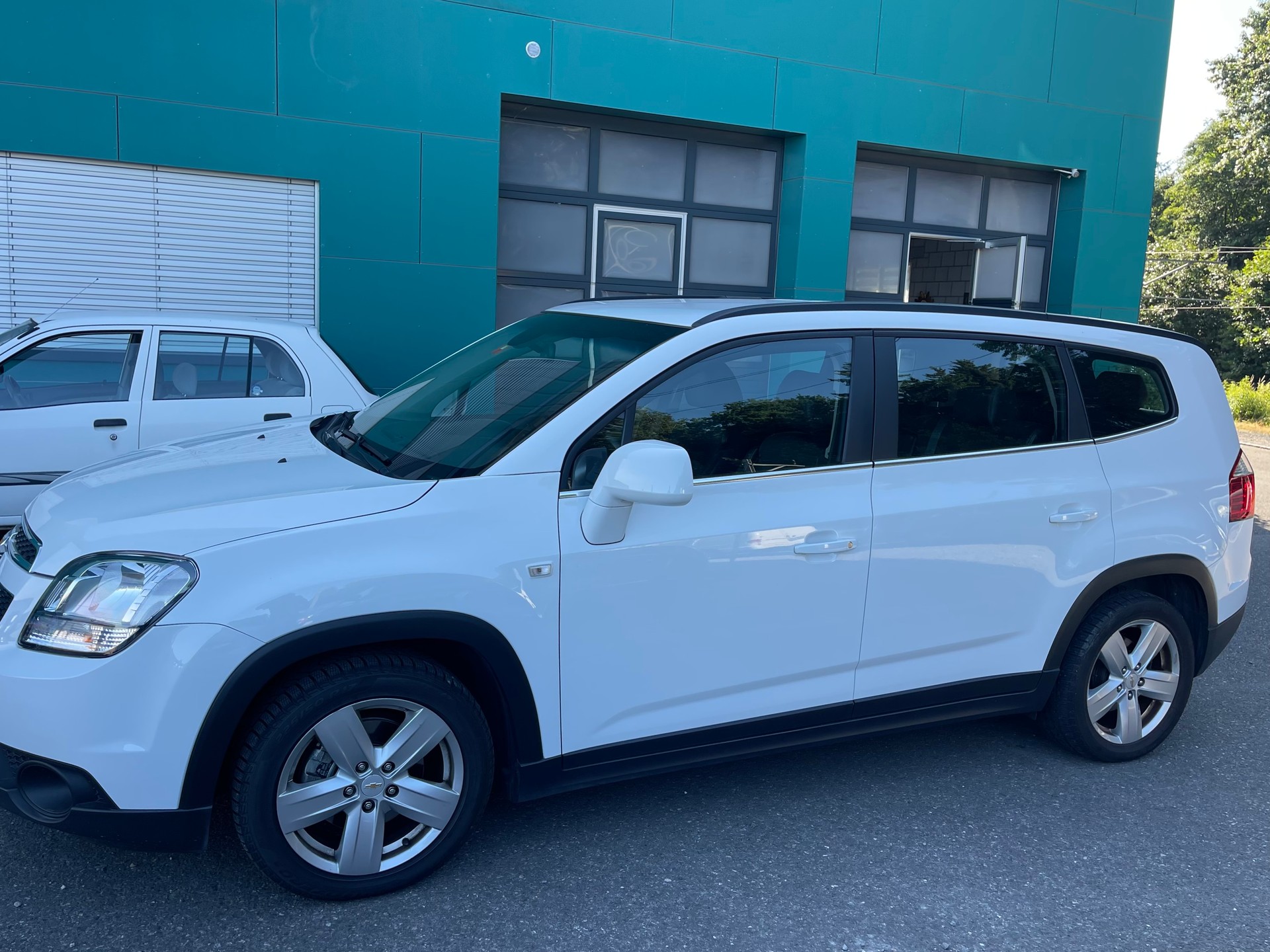 CHEVROLET Orlando 2.0 VCDi LTZ Automatic-image-3