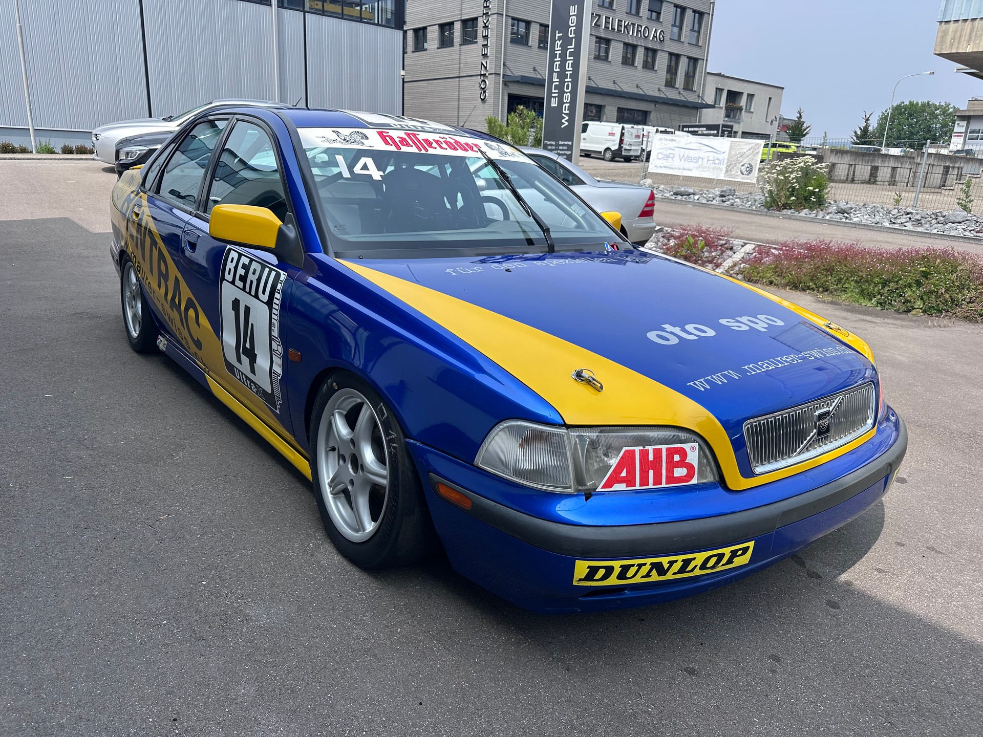 VOLVO Rennwagen-image-2