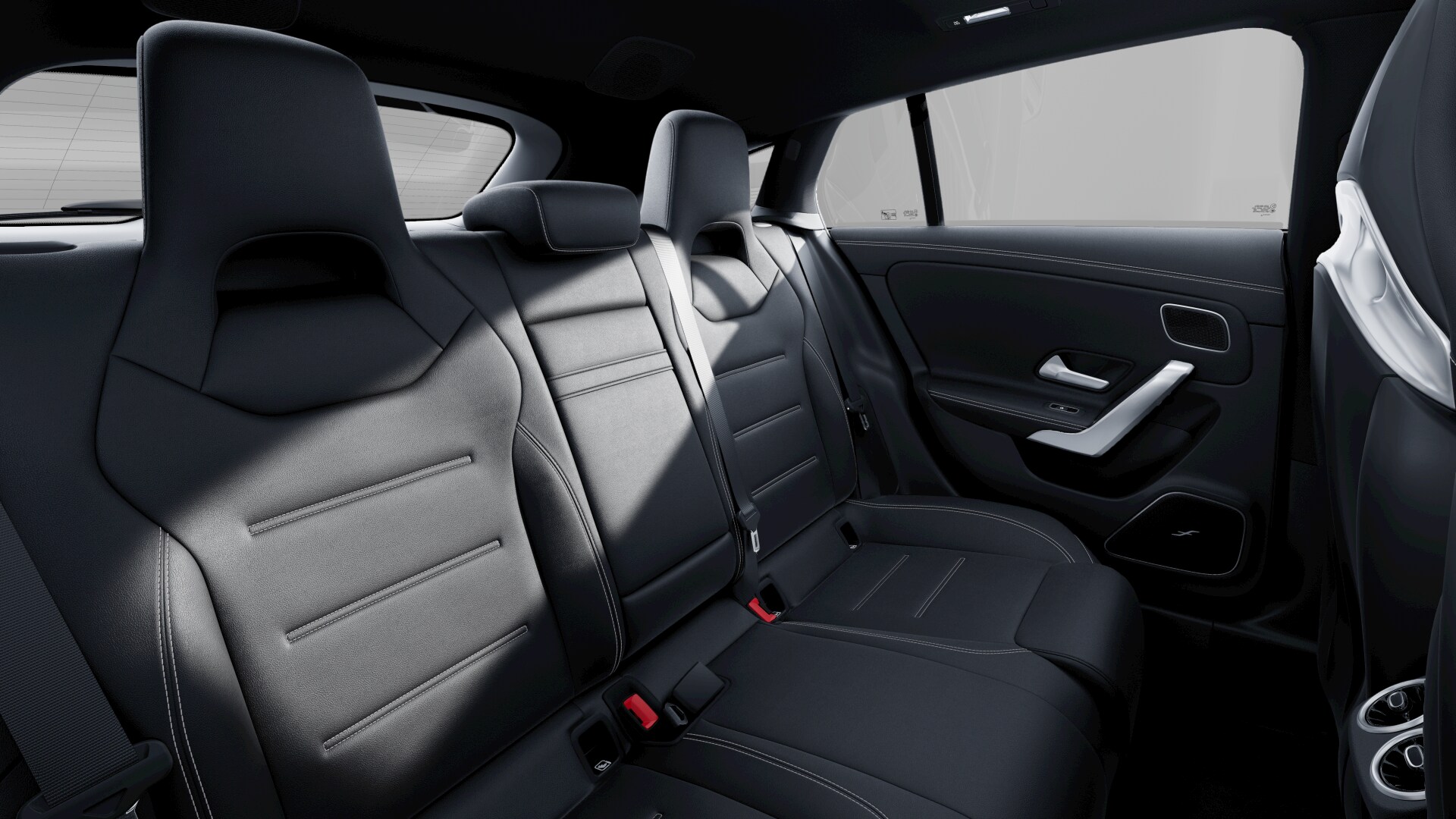 MERCEDES-BENZ CLA 35 AMG 4MATIC Shooting Brake-image-6