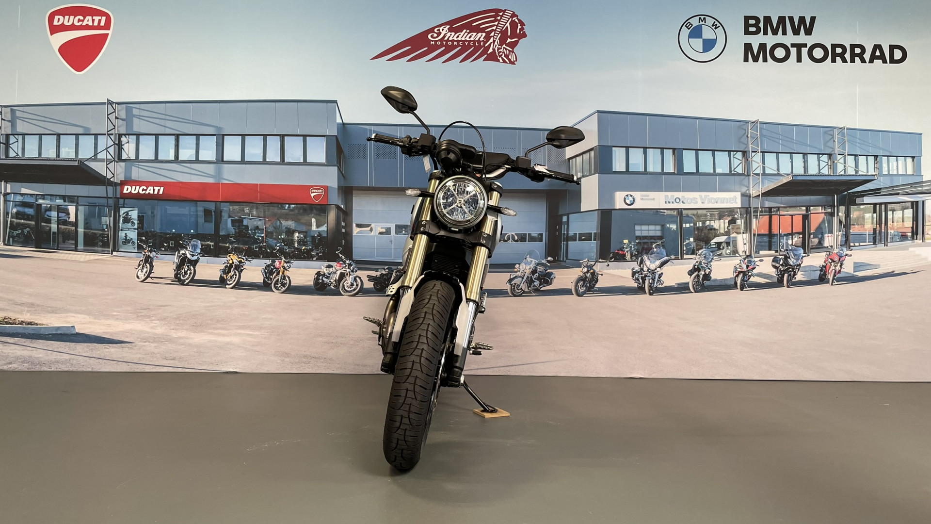 DUCATI Scrambler 1100-showroom-element-1