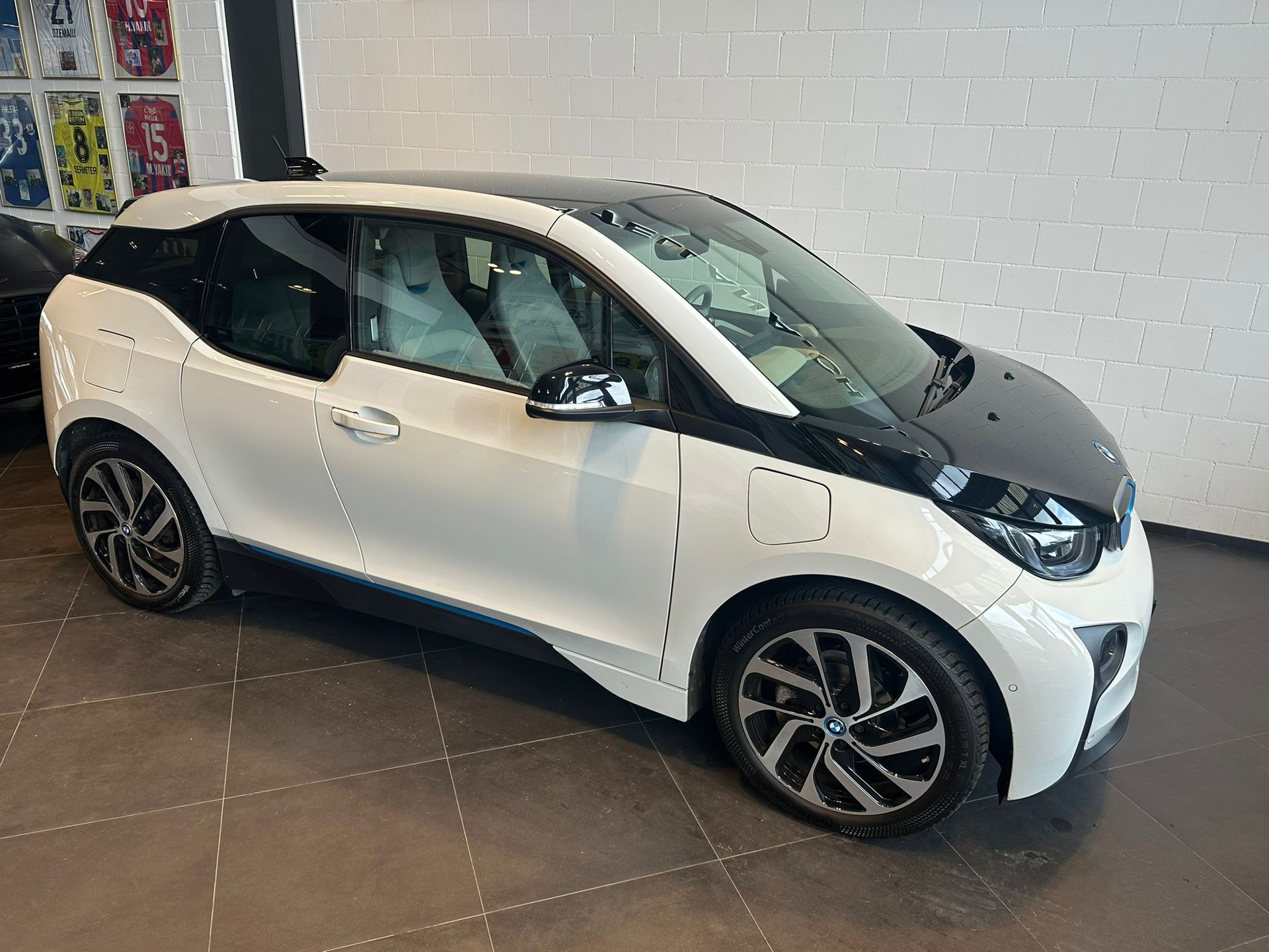 BMW i3 (60Ah) Range Extender-image-1
