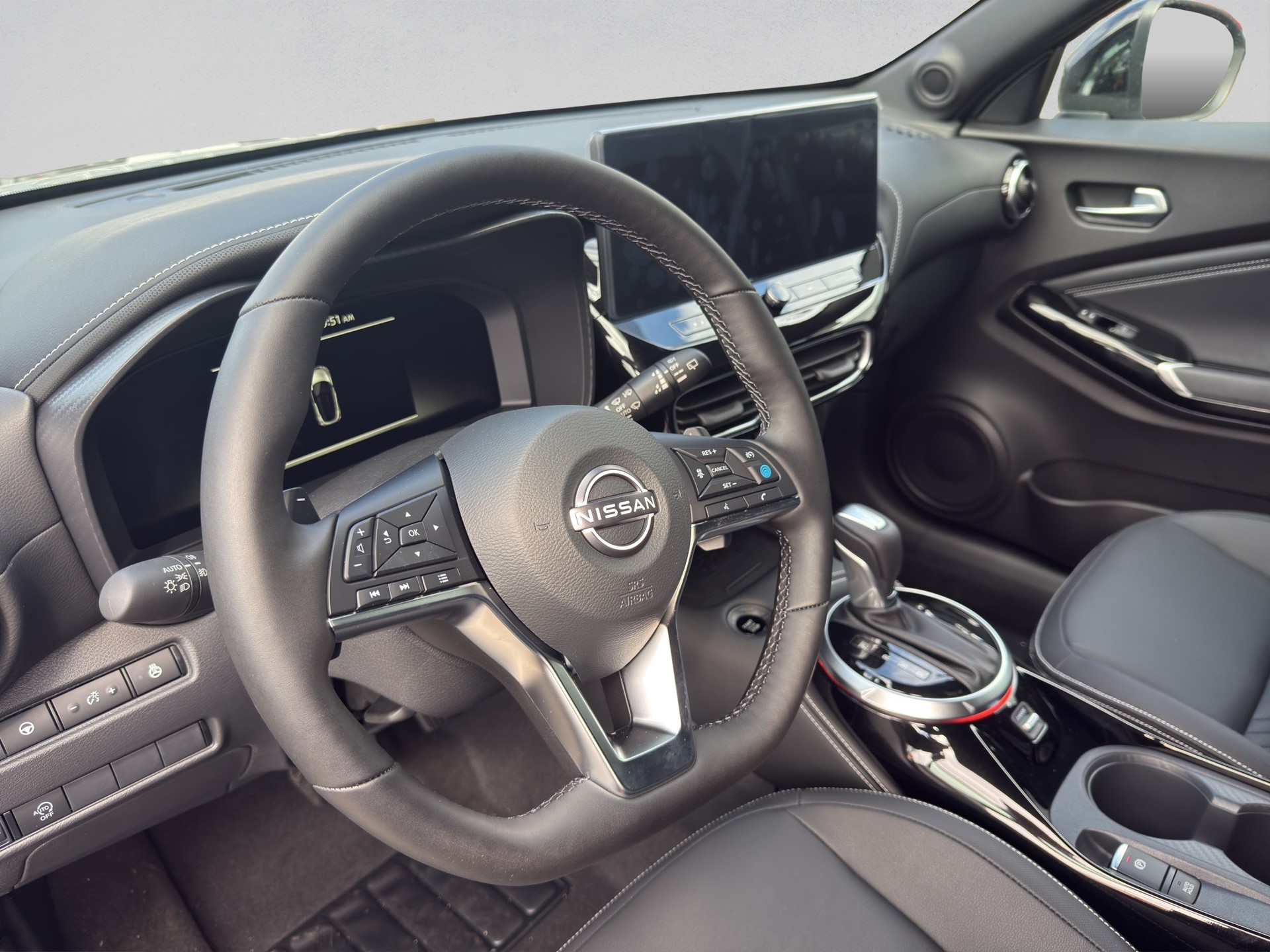 NISSAN Juke 1.6 FHEV Tekna-image-7