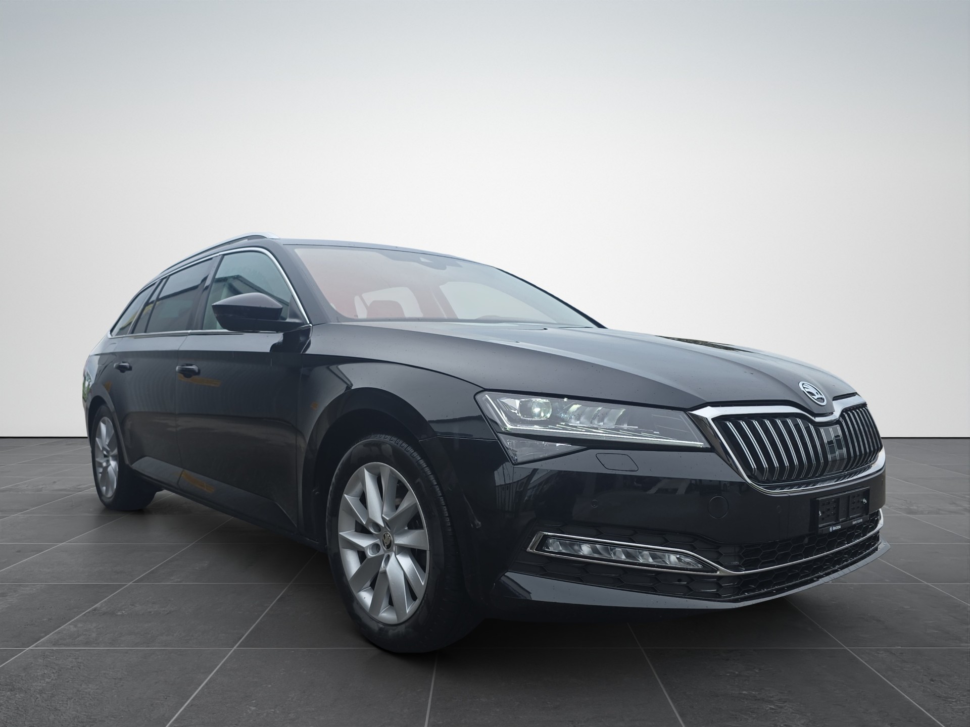 SKODA Superb Combi 2.0 TDi Style 4x4 DSG*Frisch ab Service*TOP Ausstattung*Anhängerkupplung*****