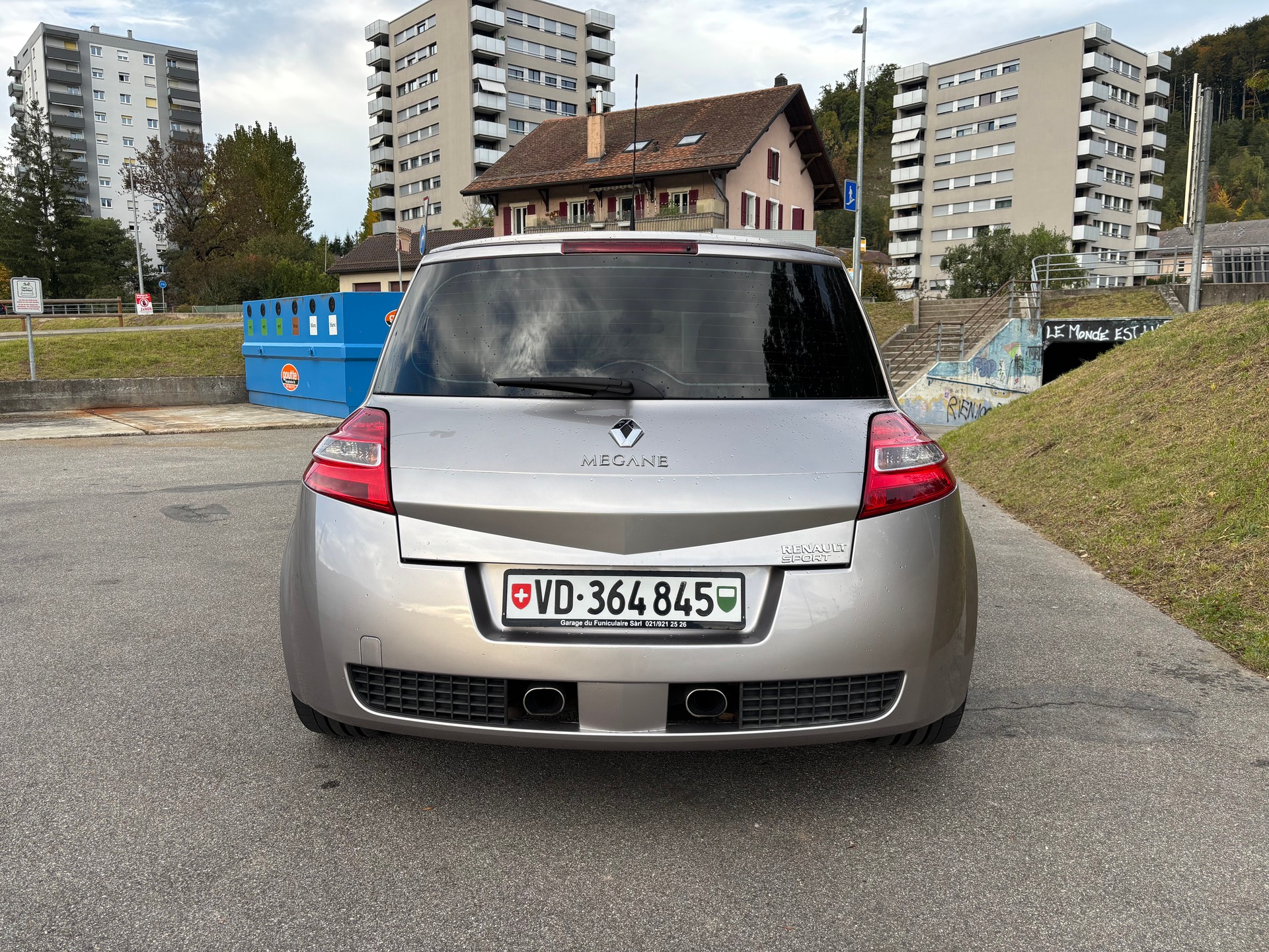 RENAULT Mégane 2.0 16V Turbo Sport-image-4