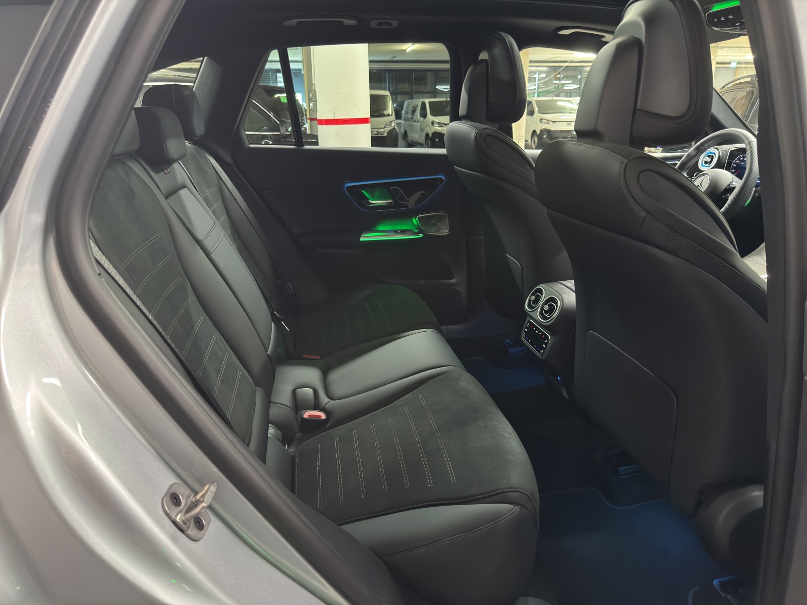MERCEDES-BENZ GLC 400 e AMG Line 4Matic EQ Star-image-9