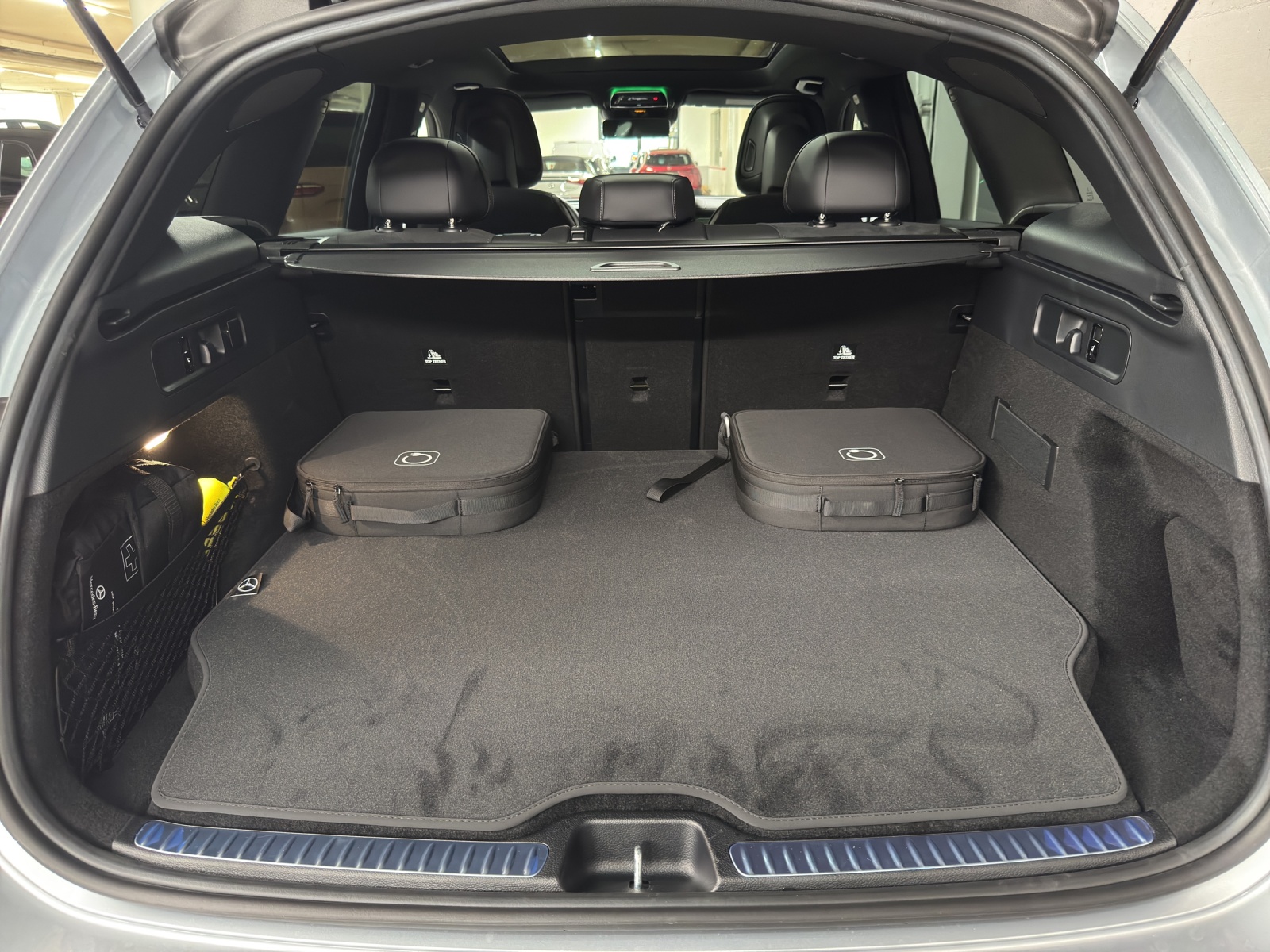 MERCEDES-BENZ GLC 400 e AMG Line 4Matic EQ Star-image-10