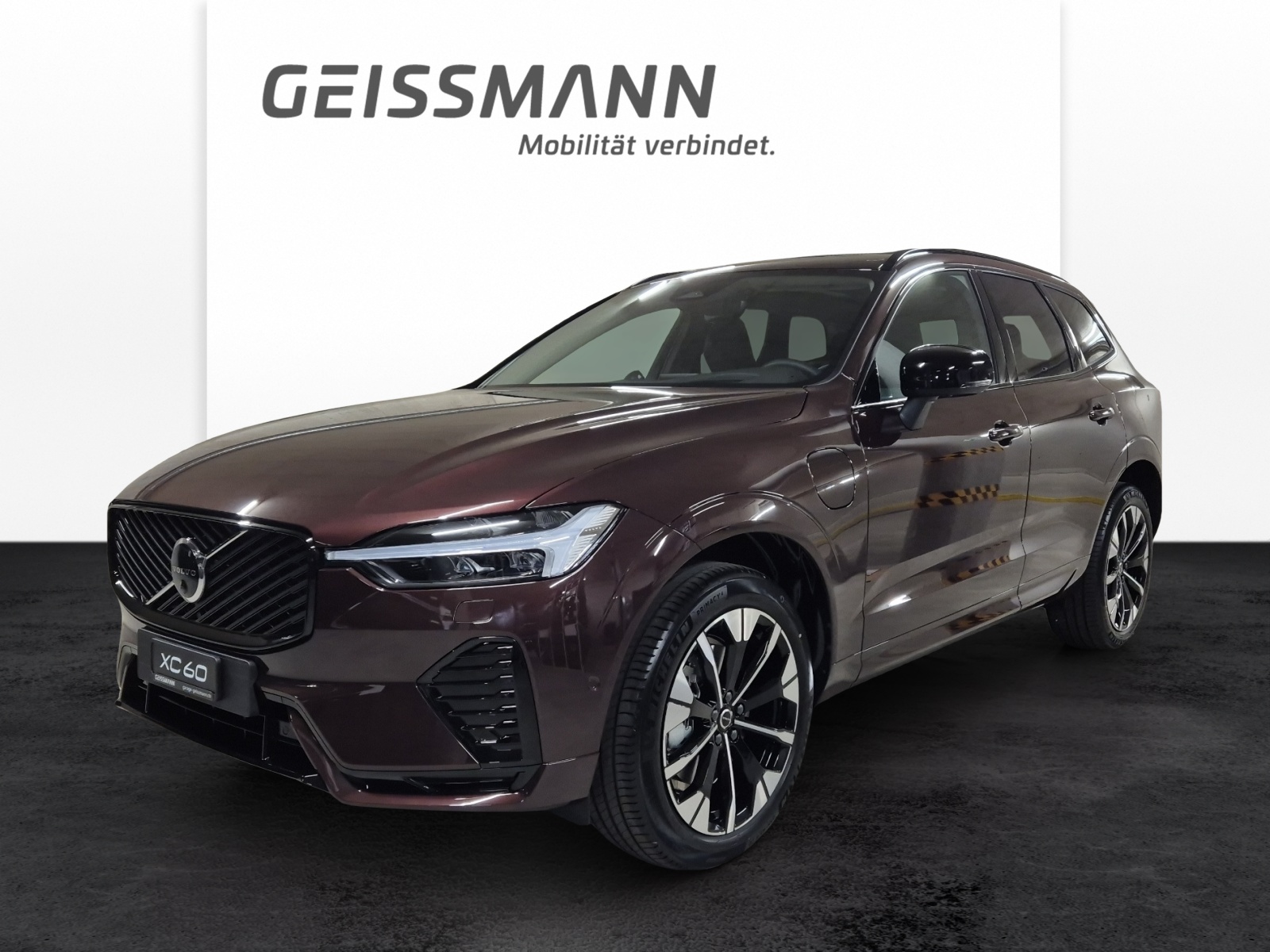 VOLVO XC60 2.0 T6 TE Ultra Dark eAWD-image-0