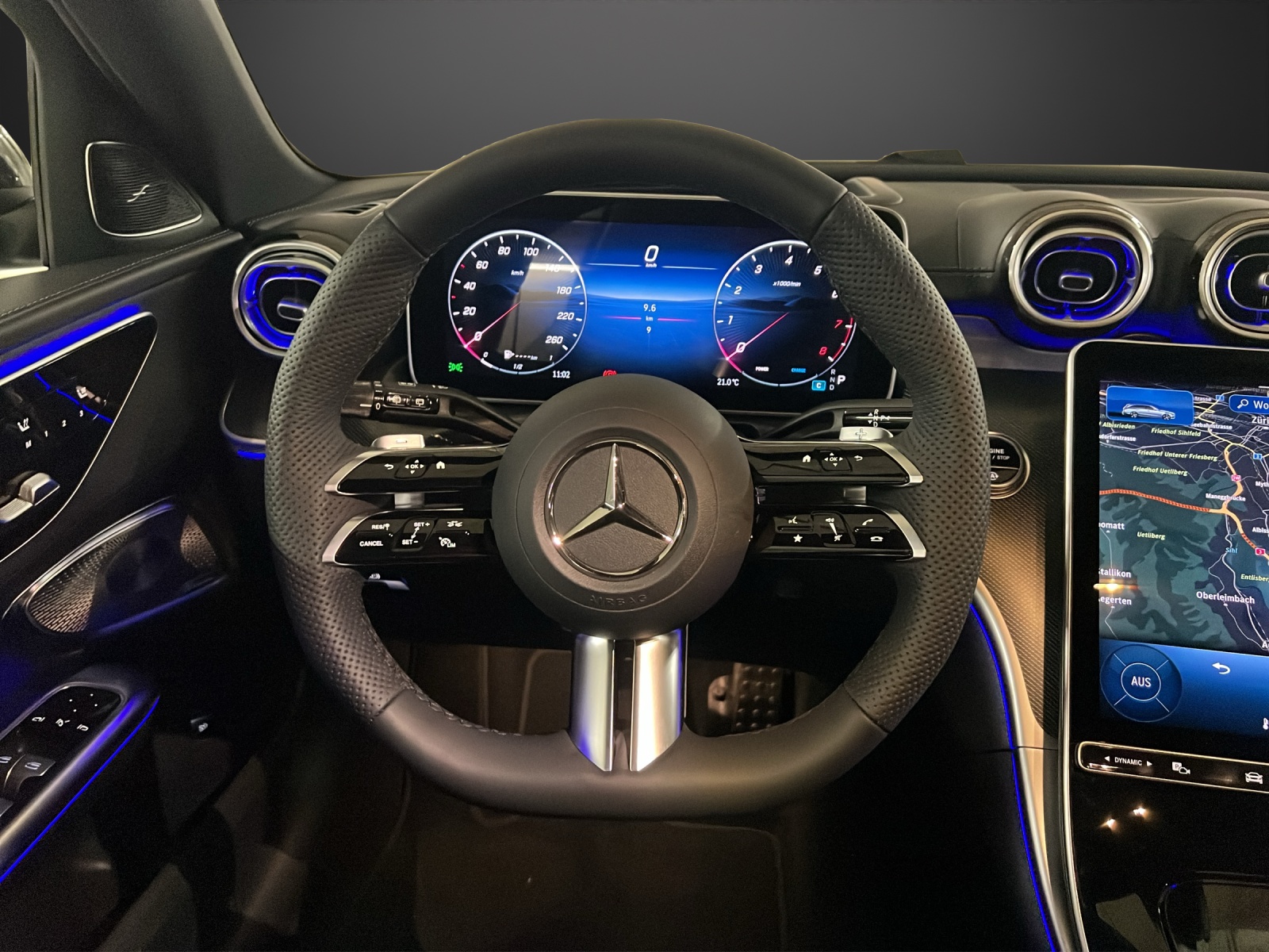 MERCEDES-BENZ C 300 T 4 Matic-image-13