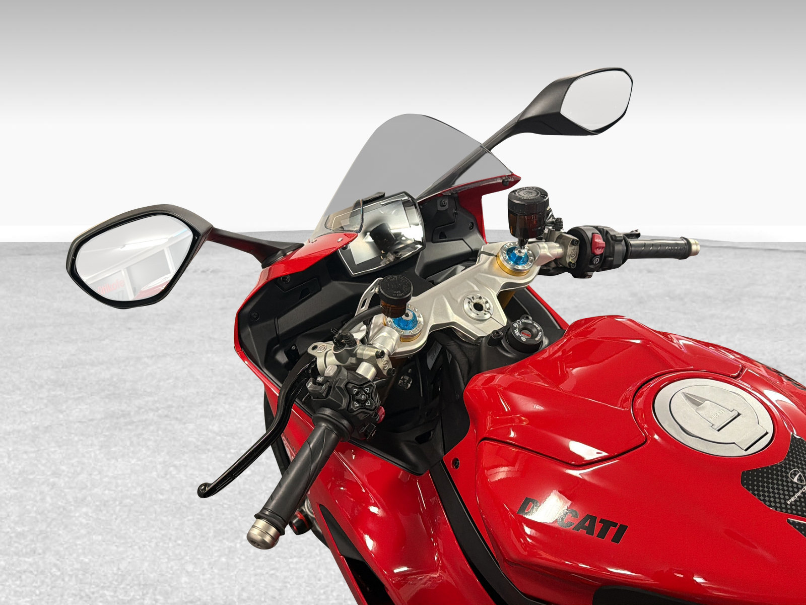 DUCATI 890 Superb. Panigale V2 S ABS-image-4