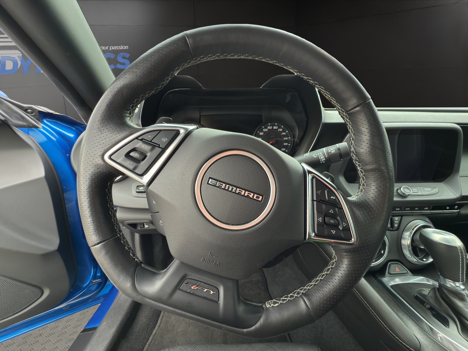 CHEVROLET Camaro Convertible 6.2 V8-image-10