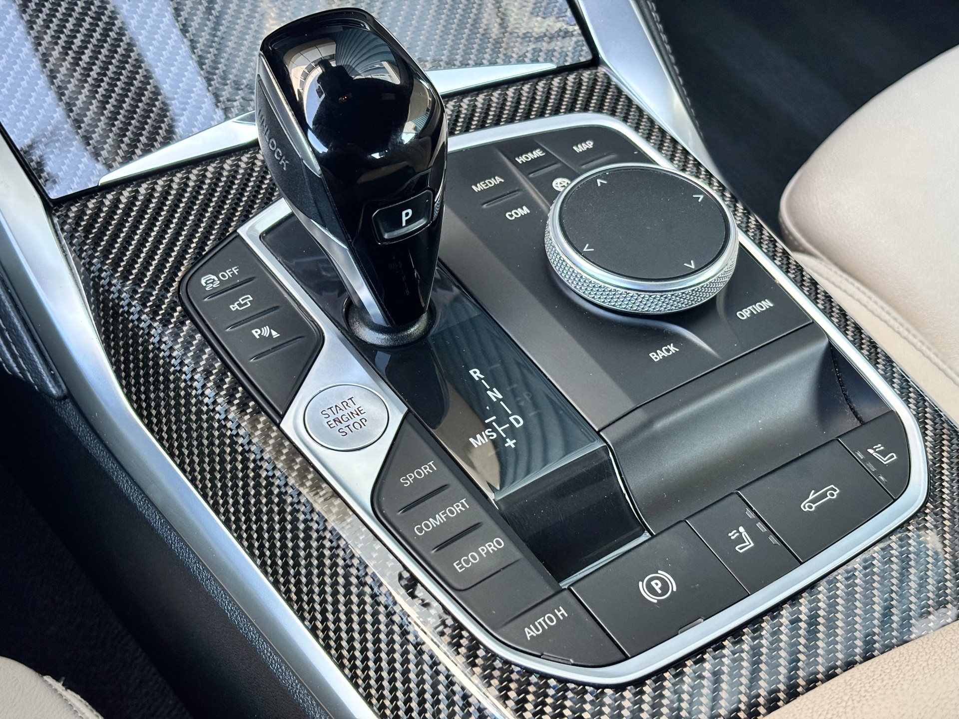 BMW M440i xDrive 48V Cabriolet Steptronic-image-27