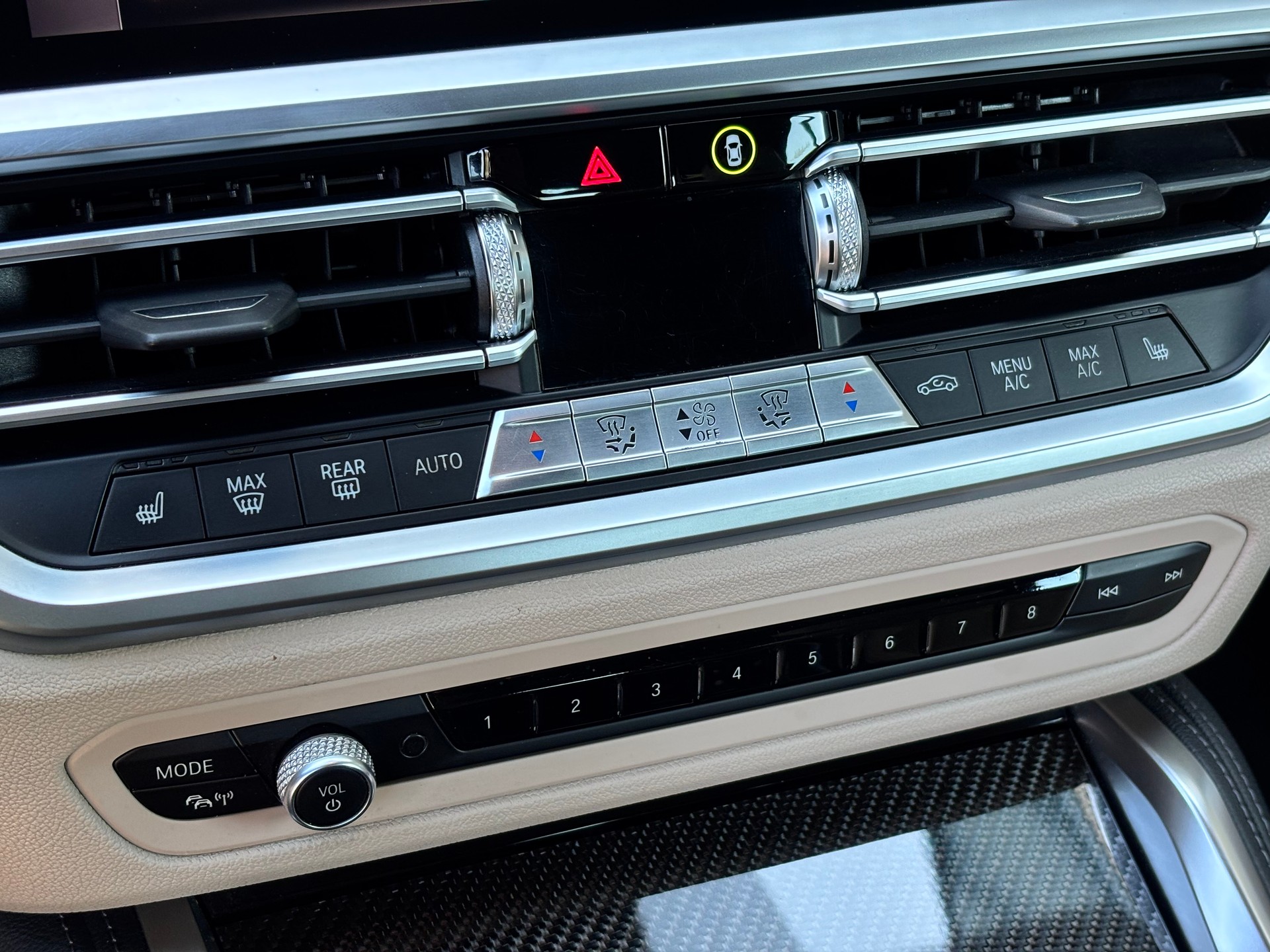 BMW M440i xDrive 48V Cabriolet Steptronic-image-25