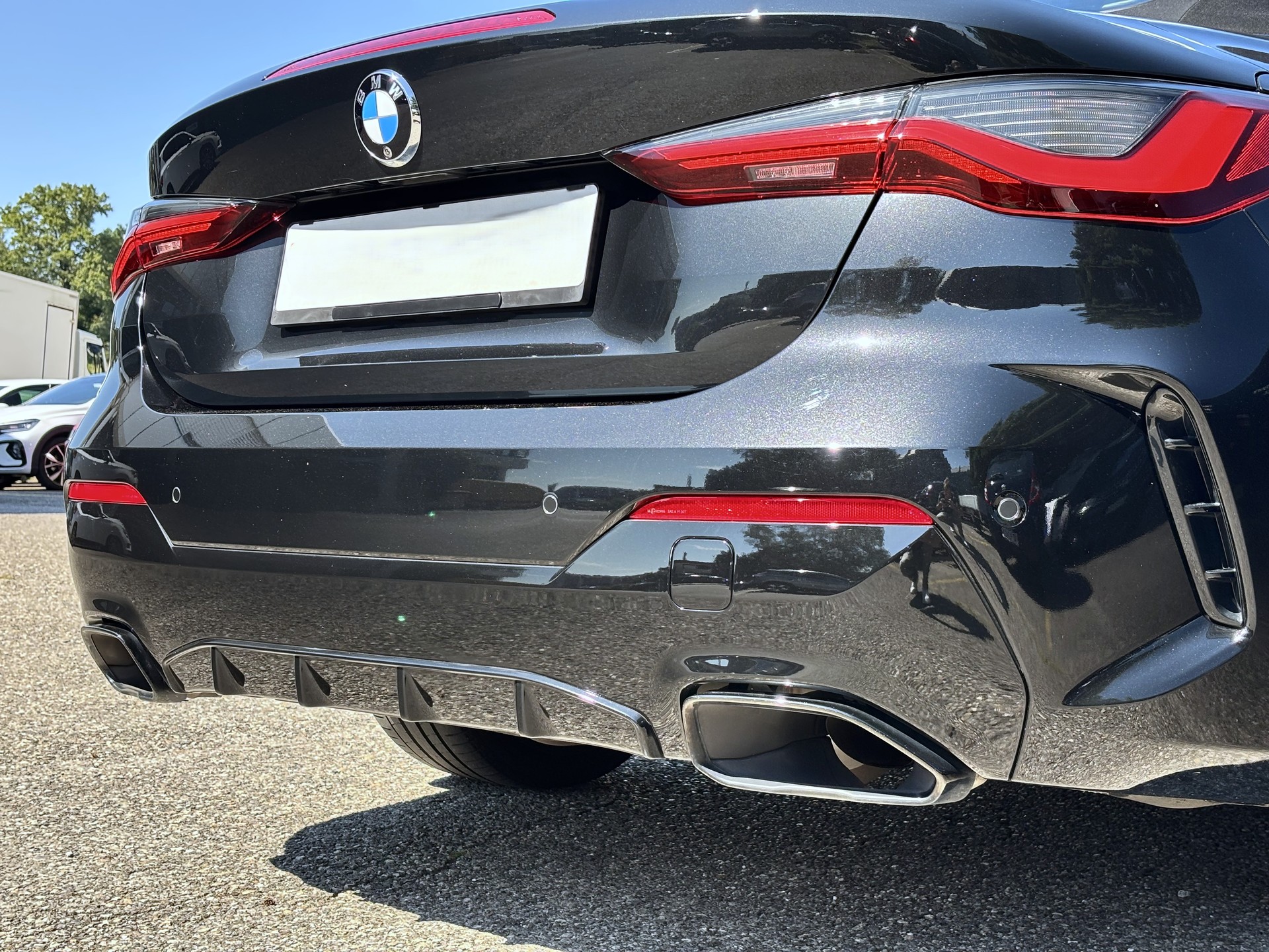 BMW M440i xDrive 48V Cabriolet Steptronic-image-11