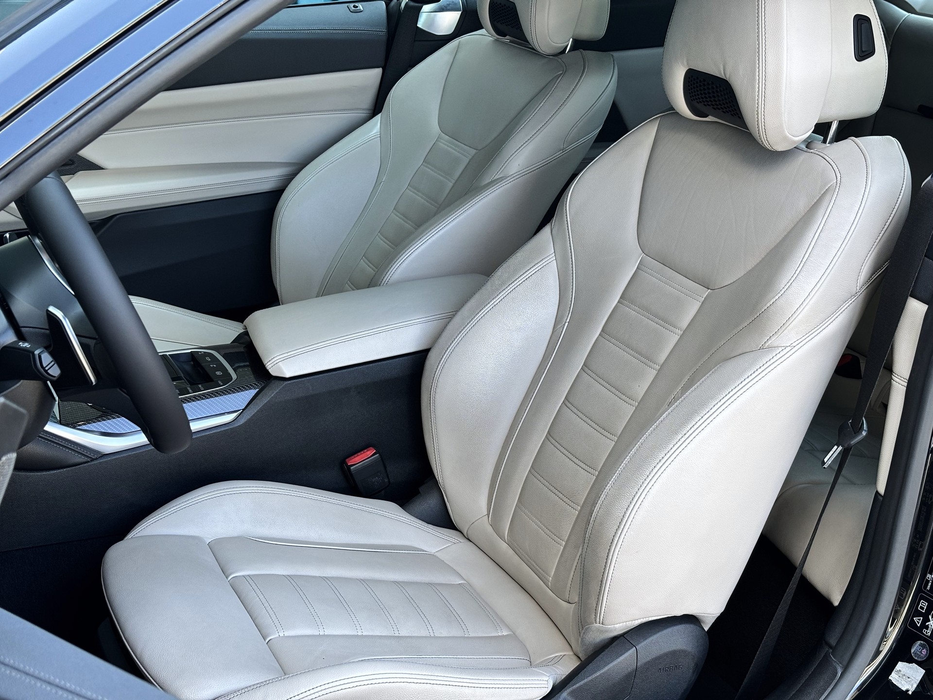 BMW M440i xDrive 48V Cabriolet Steptronic-image-16