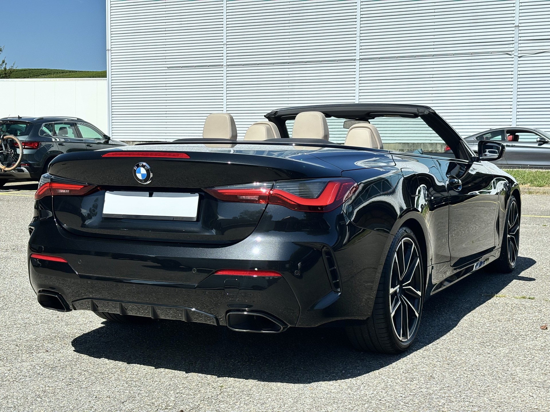 BMW M440i xDrive 48V Cabriolet Steptronic-image-9