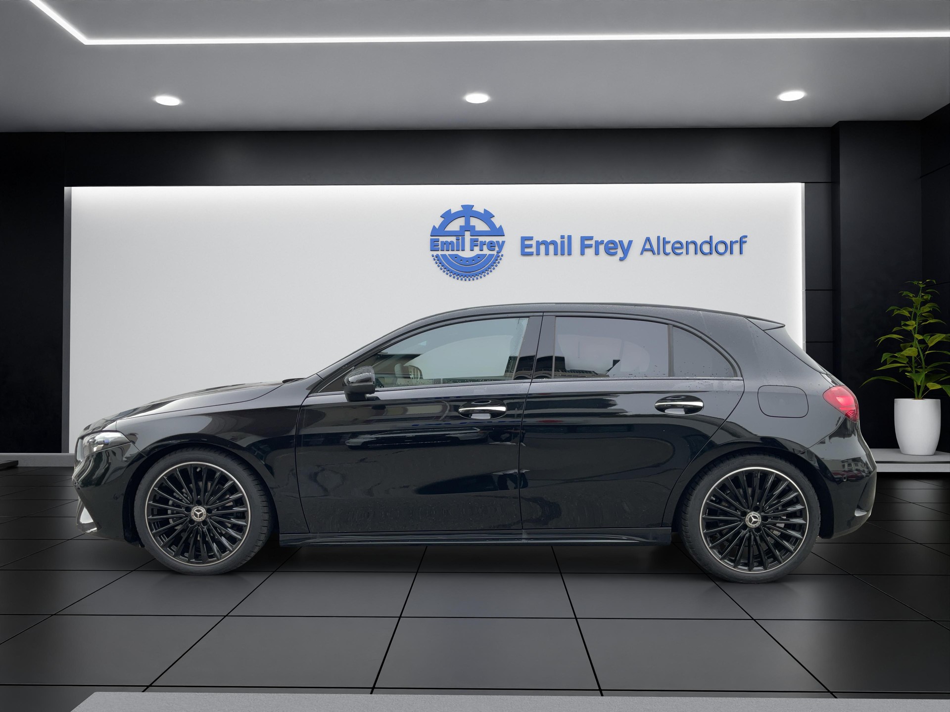 MERCEDES-BENZ A 200 Night Star AMG Line-image-2