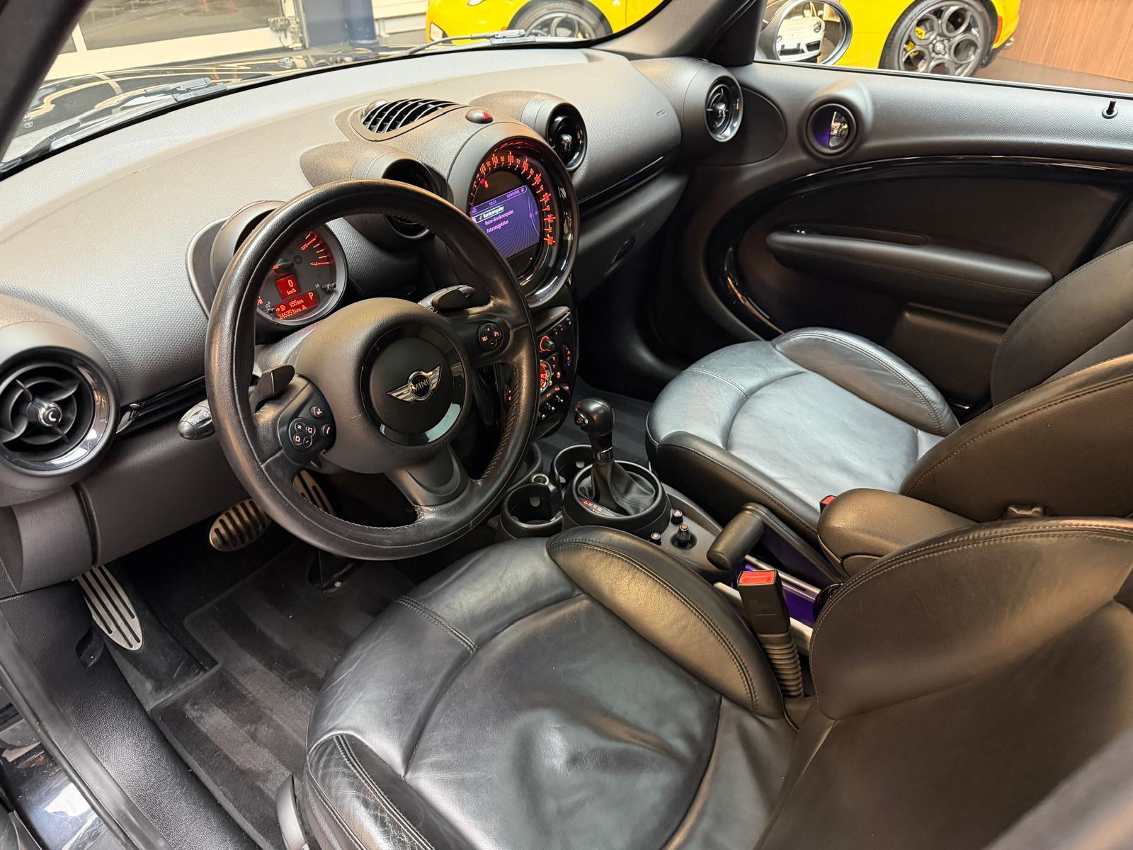 MINI Countryman R60 2.0 SD Cooper ALL4-image-12